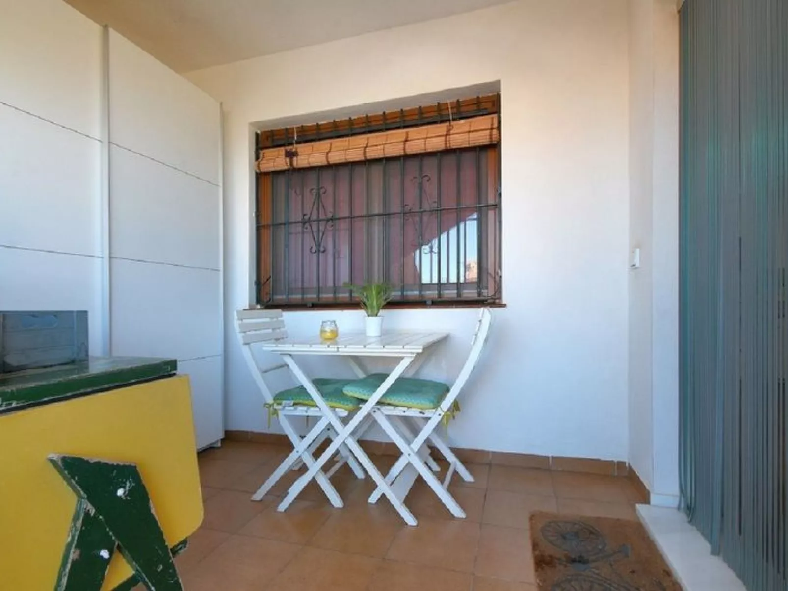 Studio-Appartement mit Terrasse-Drinnen