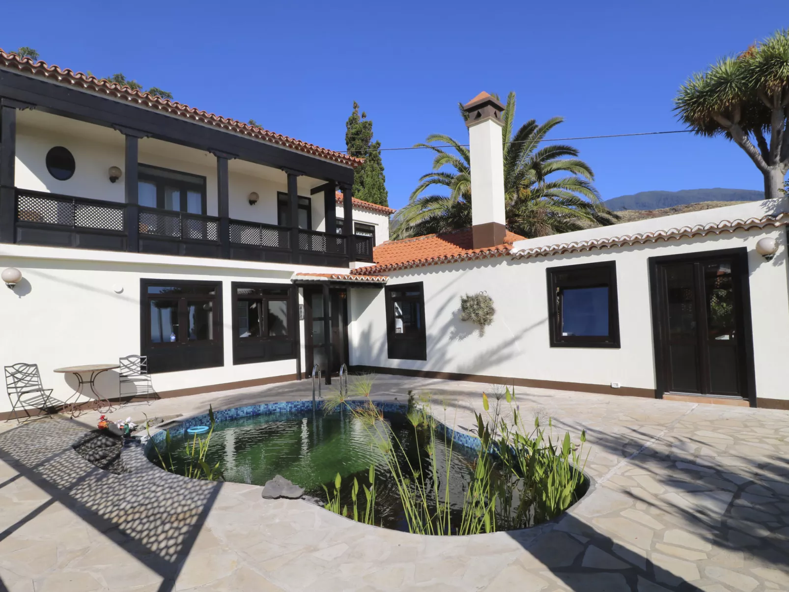 In Breña Baja mit Großer Terrasse-Outside