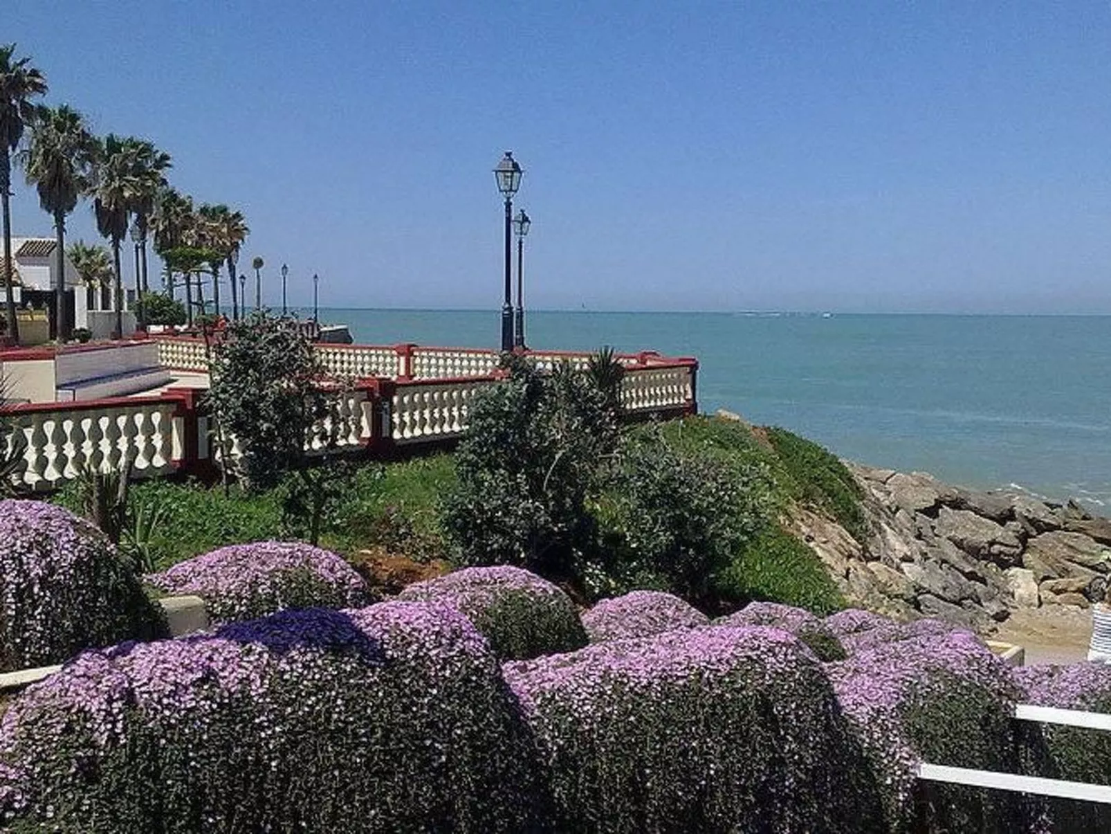 Penthouse. Klimatisierung. Strand und Sonne das ganze Jahr über-Outside