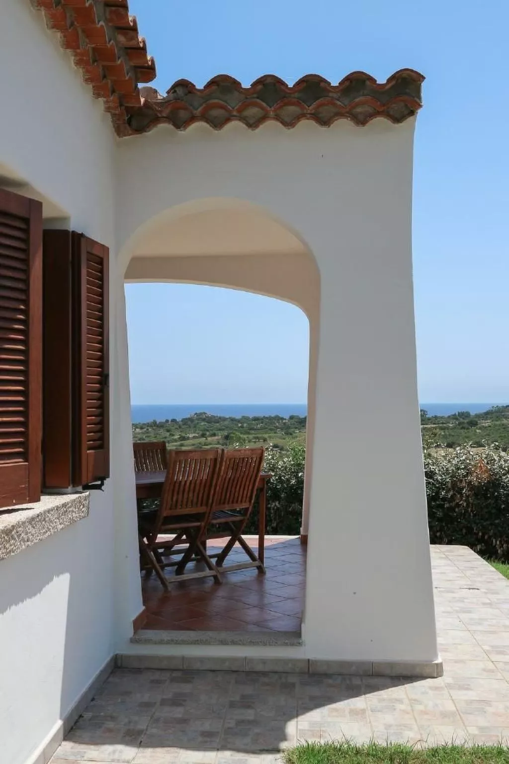 Villa mit gemeinsamem Pool und Meerblick-Outside