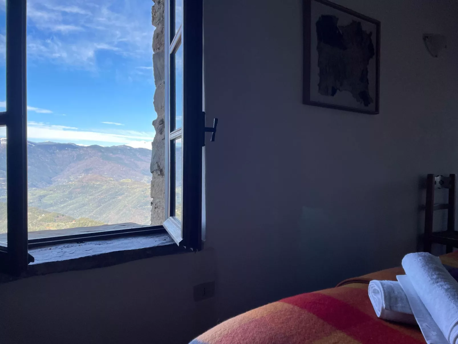 Mountains' View by Holiday World-Inside