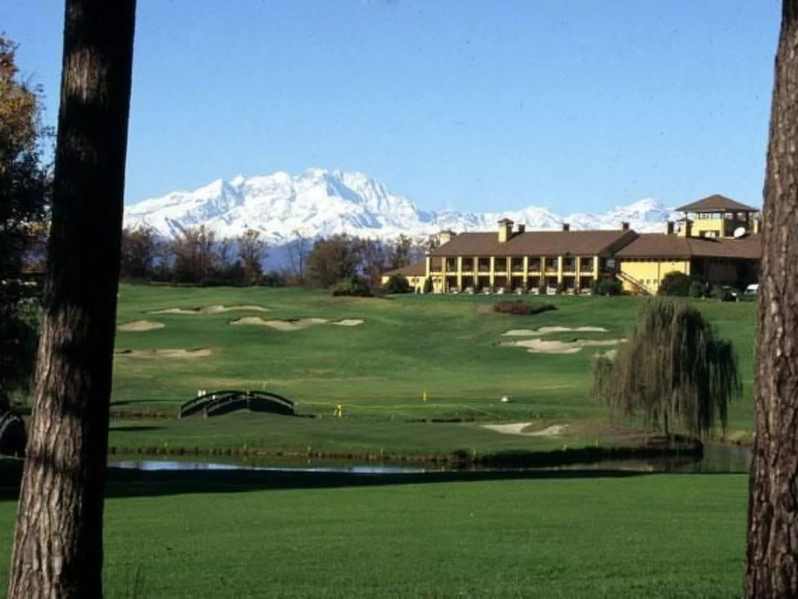 Wohnung mit Garten in der Nähe des Lago Maggiore-Outside