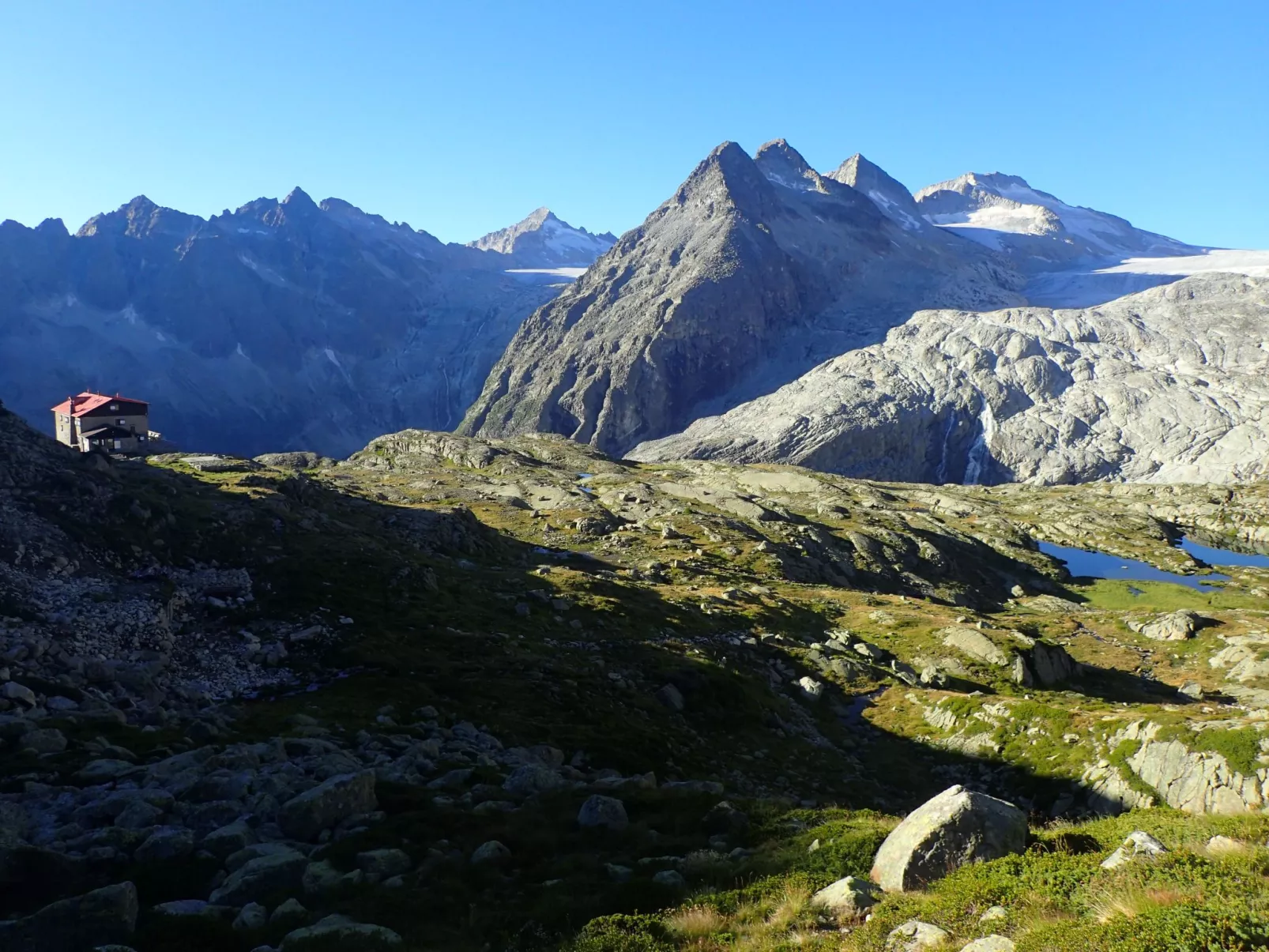 Für 4 Personen ca. 28 m&sup2; in Passo del Tonale, Trentino (Val di Sole)-Draußen