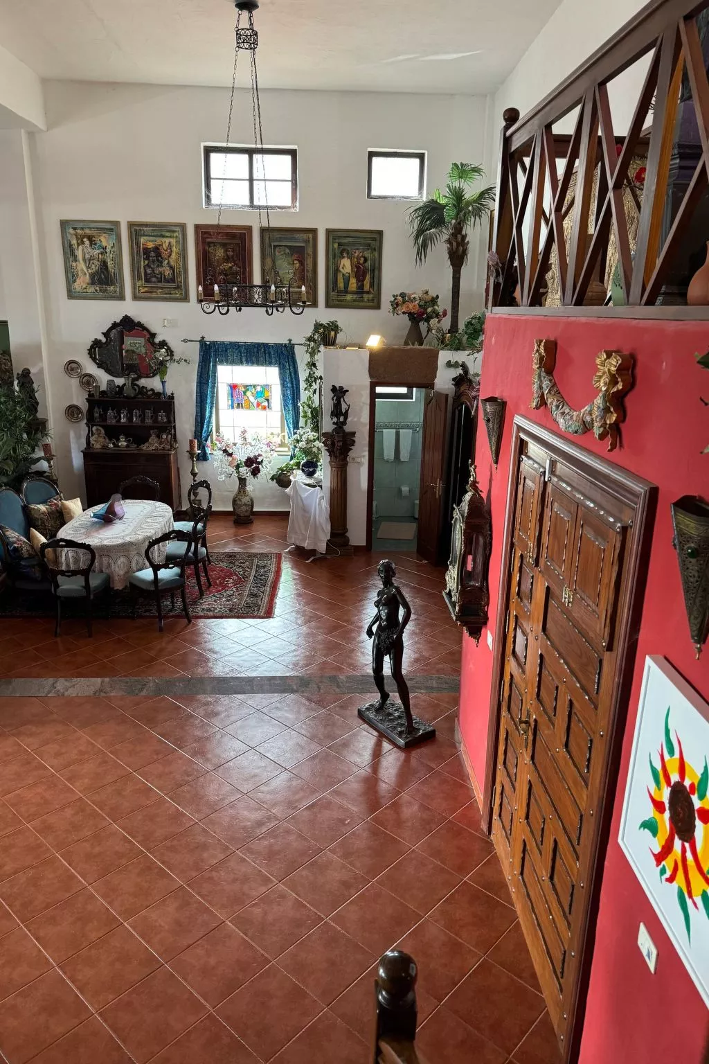 Finca 'Castillo Antonia-Inside