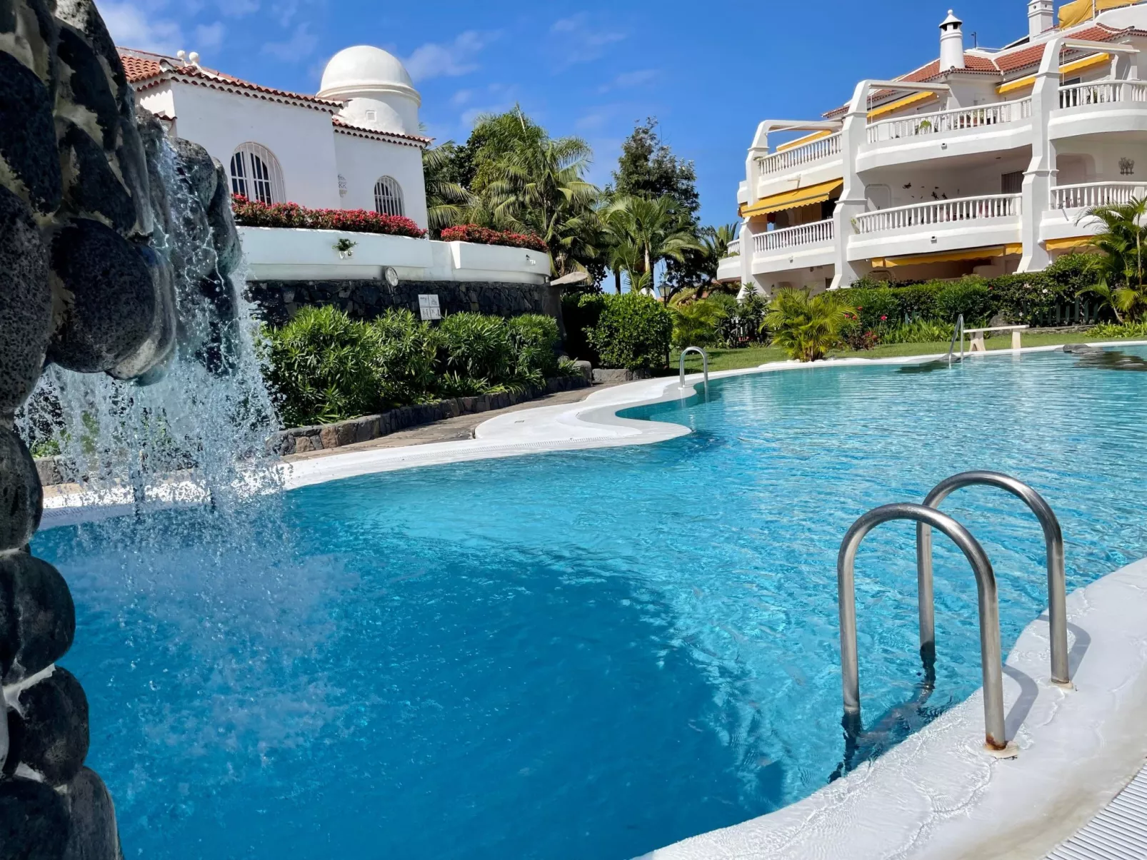 Prime atic Rosaleda-Outside