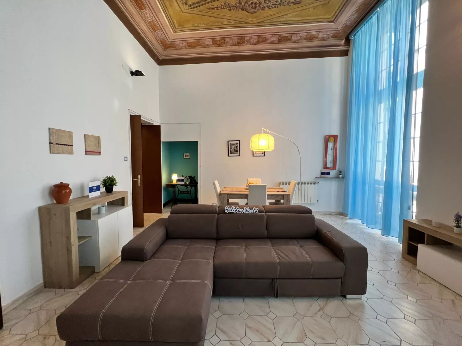 'Doge Antonino' mit Wi-Fi-Inside