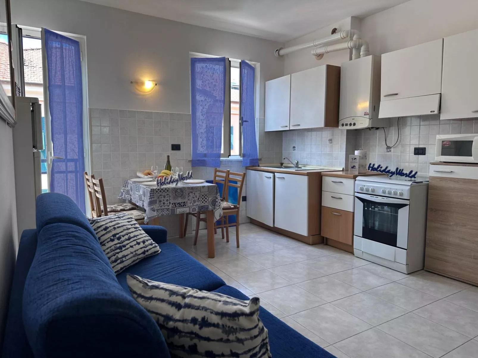 AMare Blu von Holiday World-Drinnen