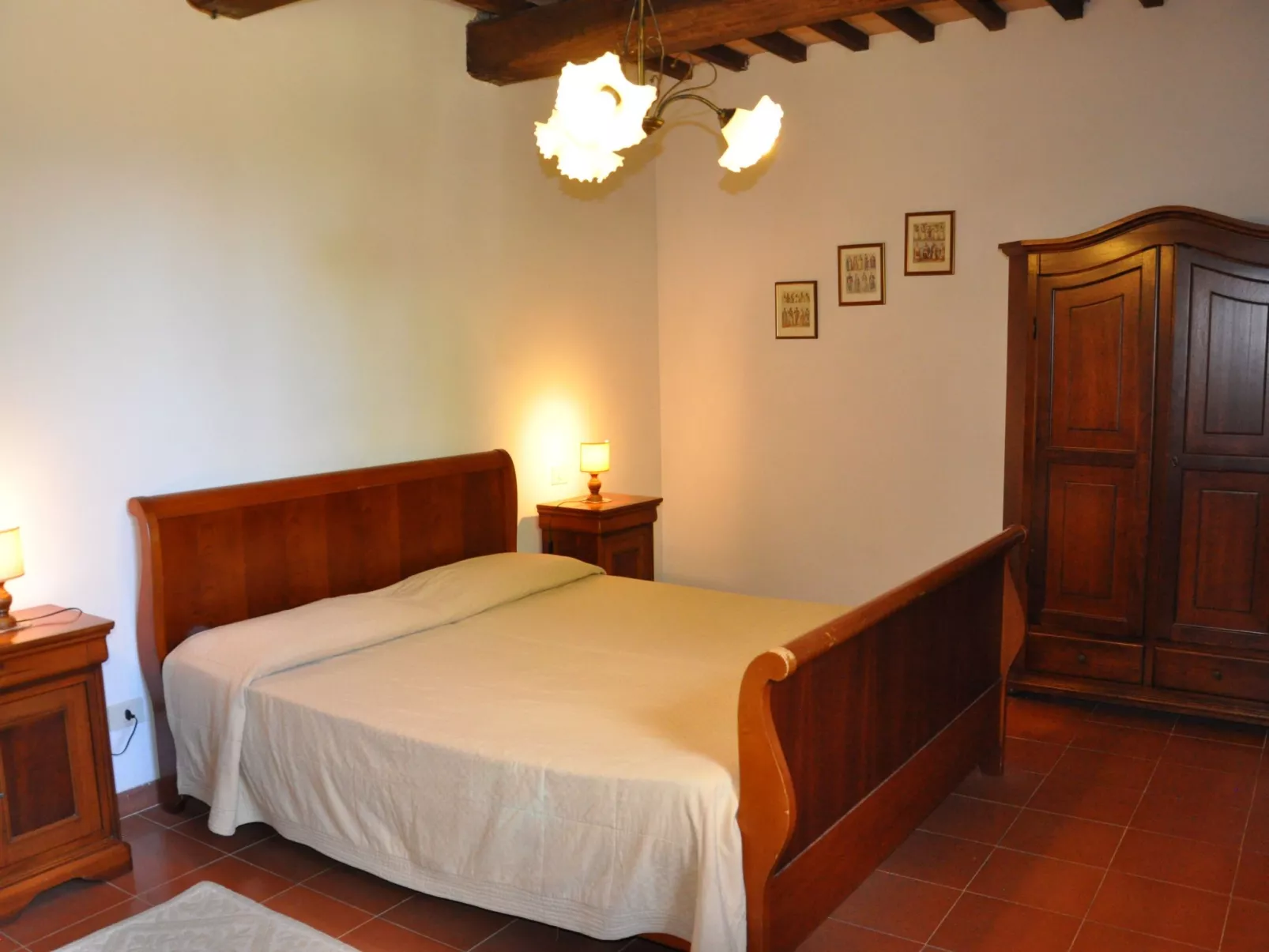 In Acquapendente mit Großem Garten-Inside