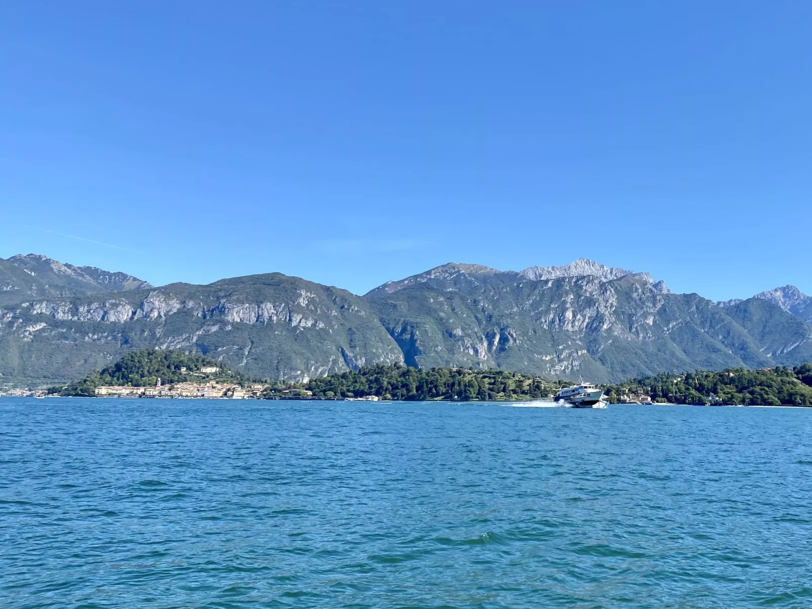 CasaKatty Zwei-Zimmer-Wohnung mit Balkon mit Seeblick-Area