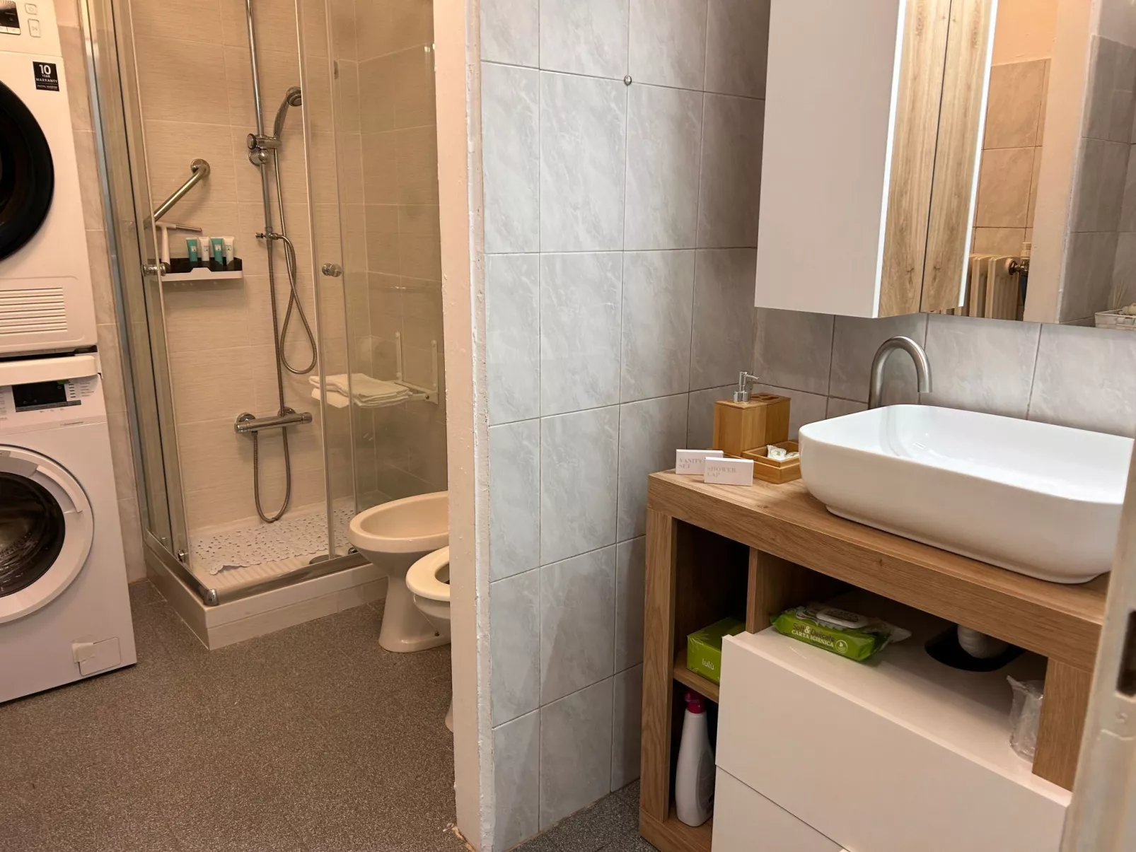 Wohnung 'Annina' mit Terrasse-Drinnen