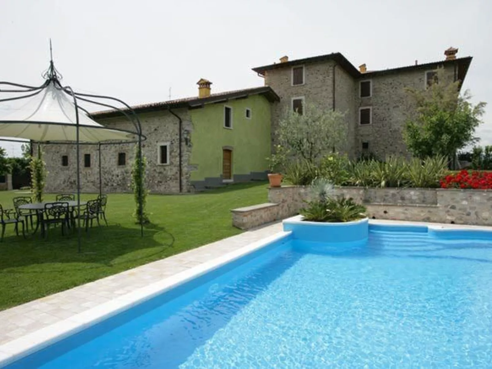 Flacher Hof-Draußen