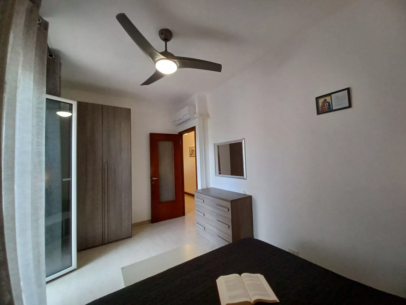 House Holiday Sea by Holiday World-Inside