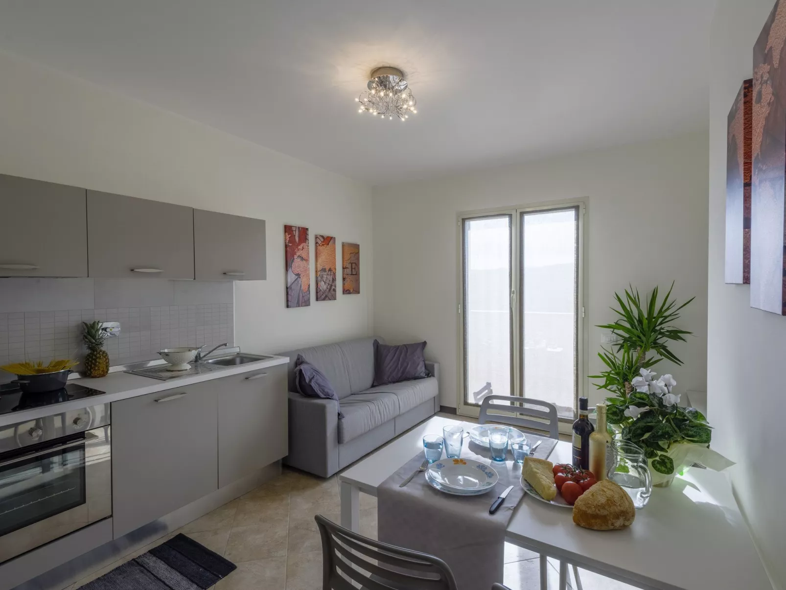 Gloria del Mare - Schwimmbad mit Meerblick - Drinnen