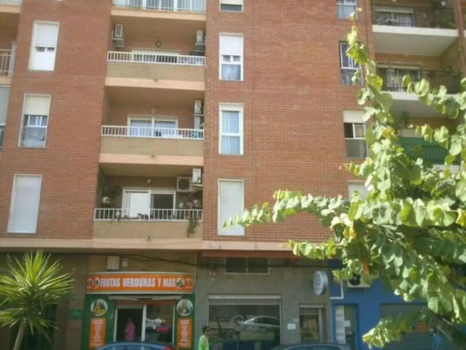 Wohnung mit Balkon-Image-tags.info