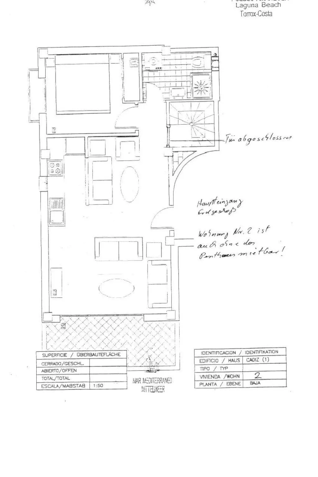 Mit Blick auf das Wasser-Drinnen