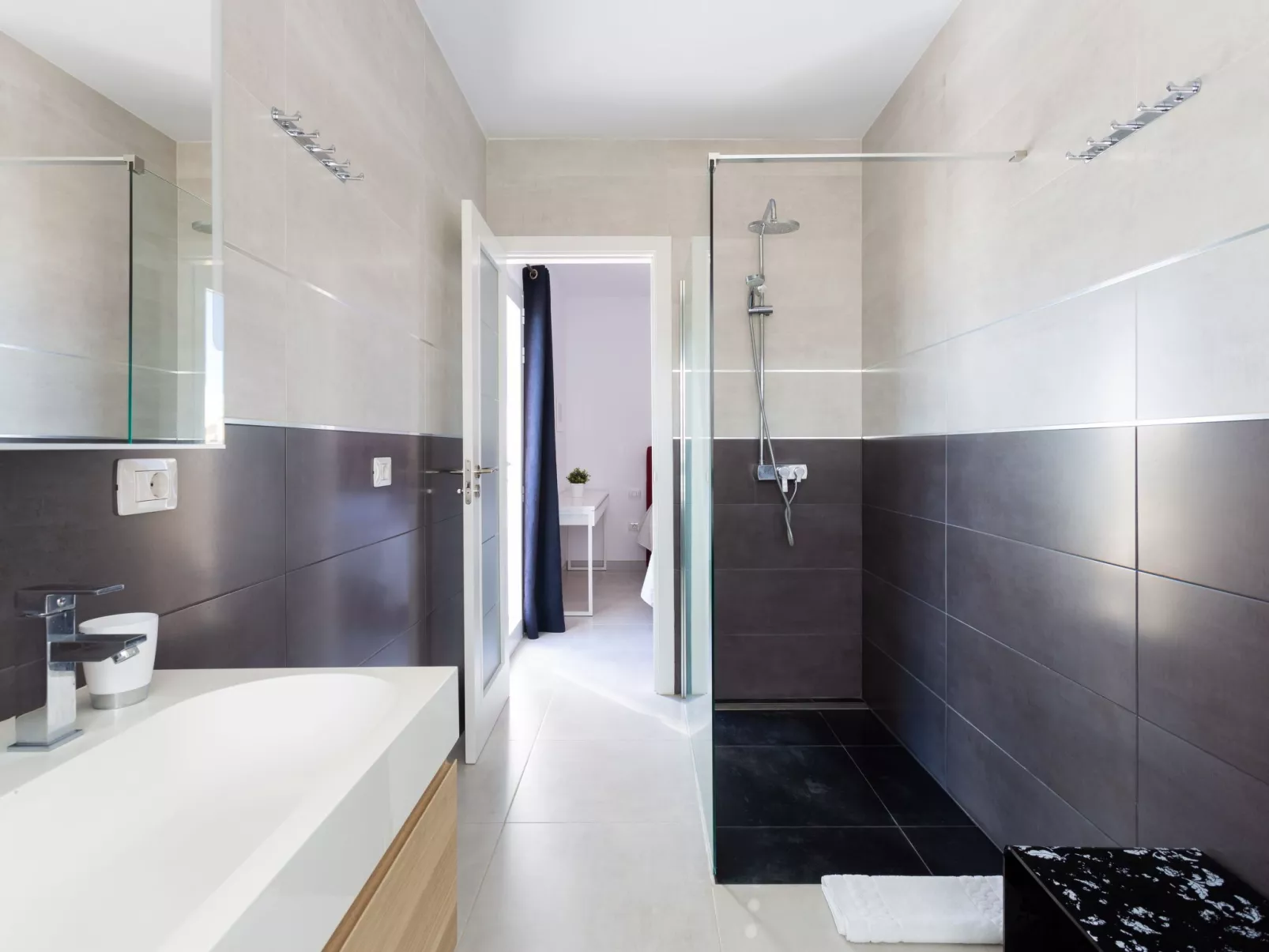 Villa del Duque-Inside