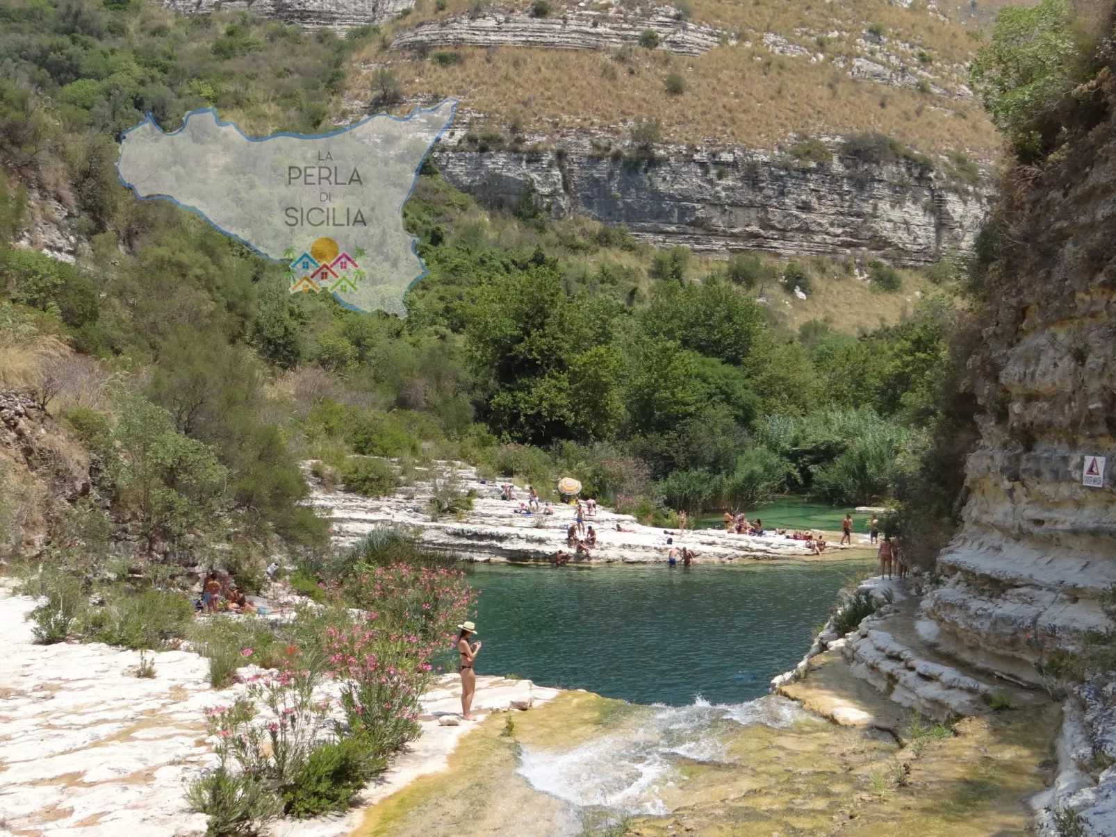 Schöner zentraler Bungalow direkt am Sandstrand auf Sizilien-Image-tags.info