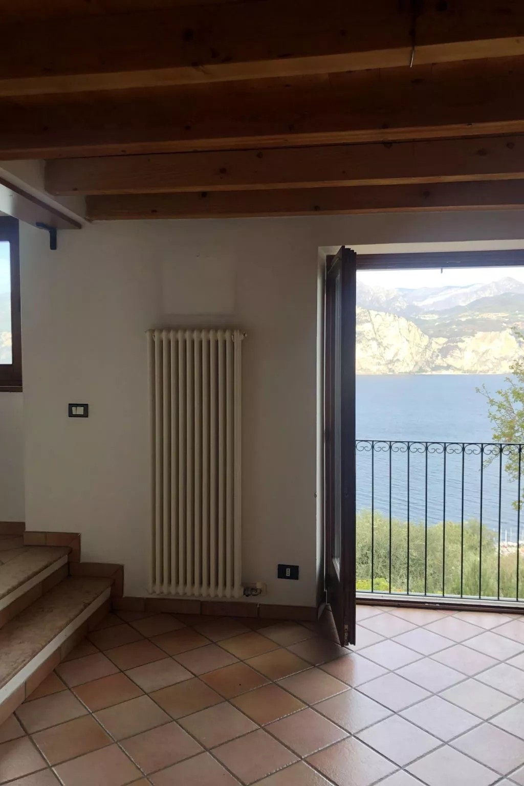 NR 7 CASA MARGHERITA-Drinnen