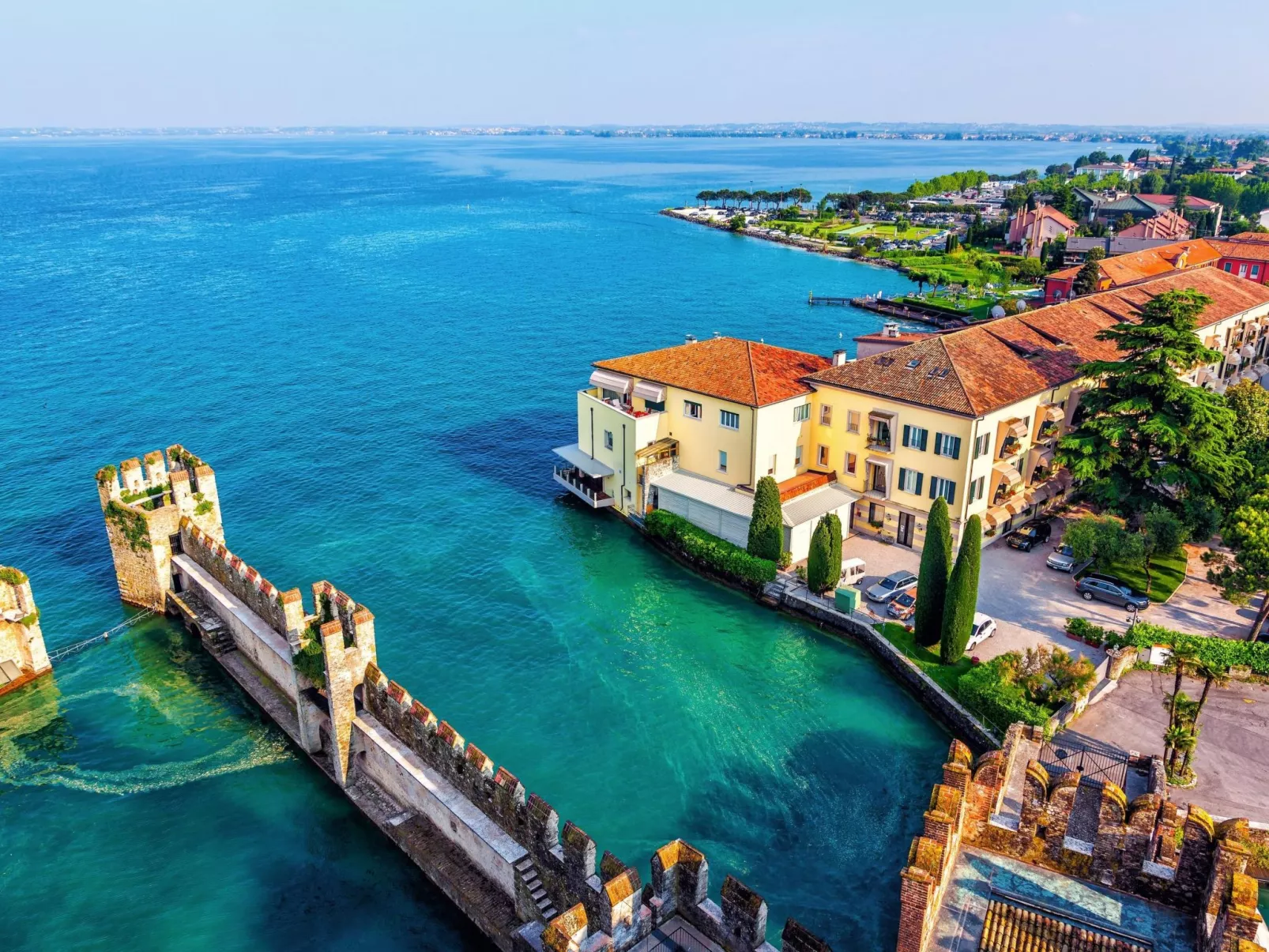 Gemütliche Zweizimmerwohnung mit Garten-Draußen