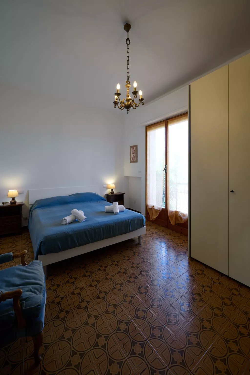 Villa Camilla Wohnung Terrasse-Drinnen