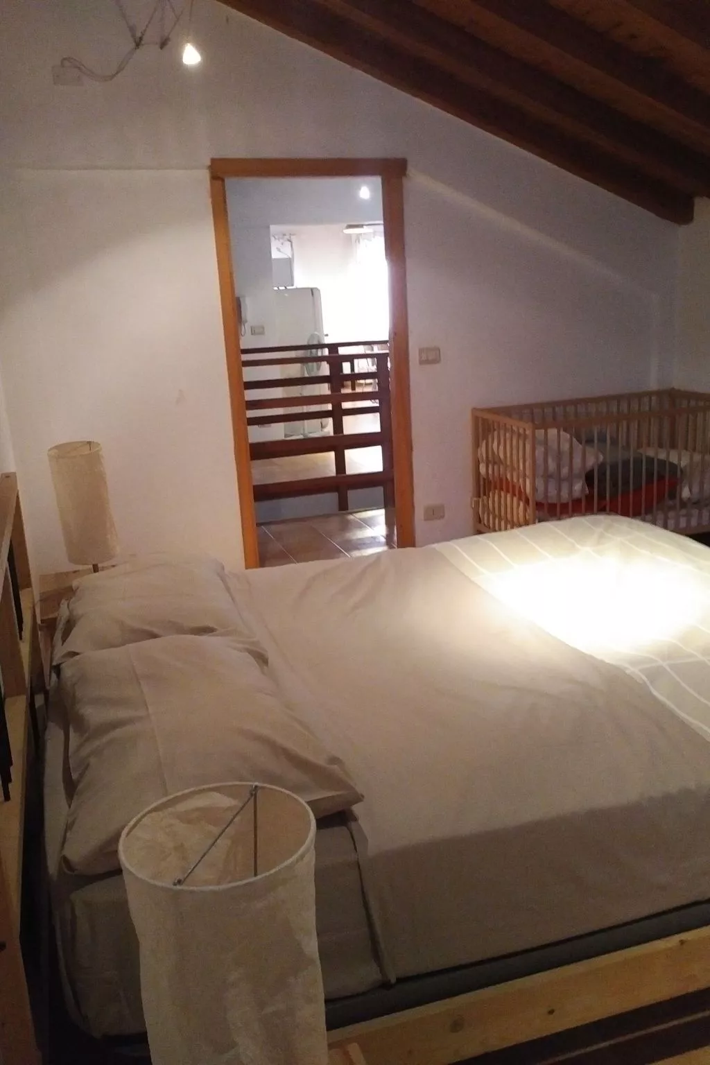 Zweijährige Terrassenwohnung-Inside