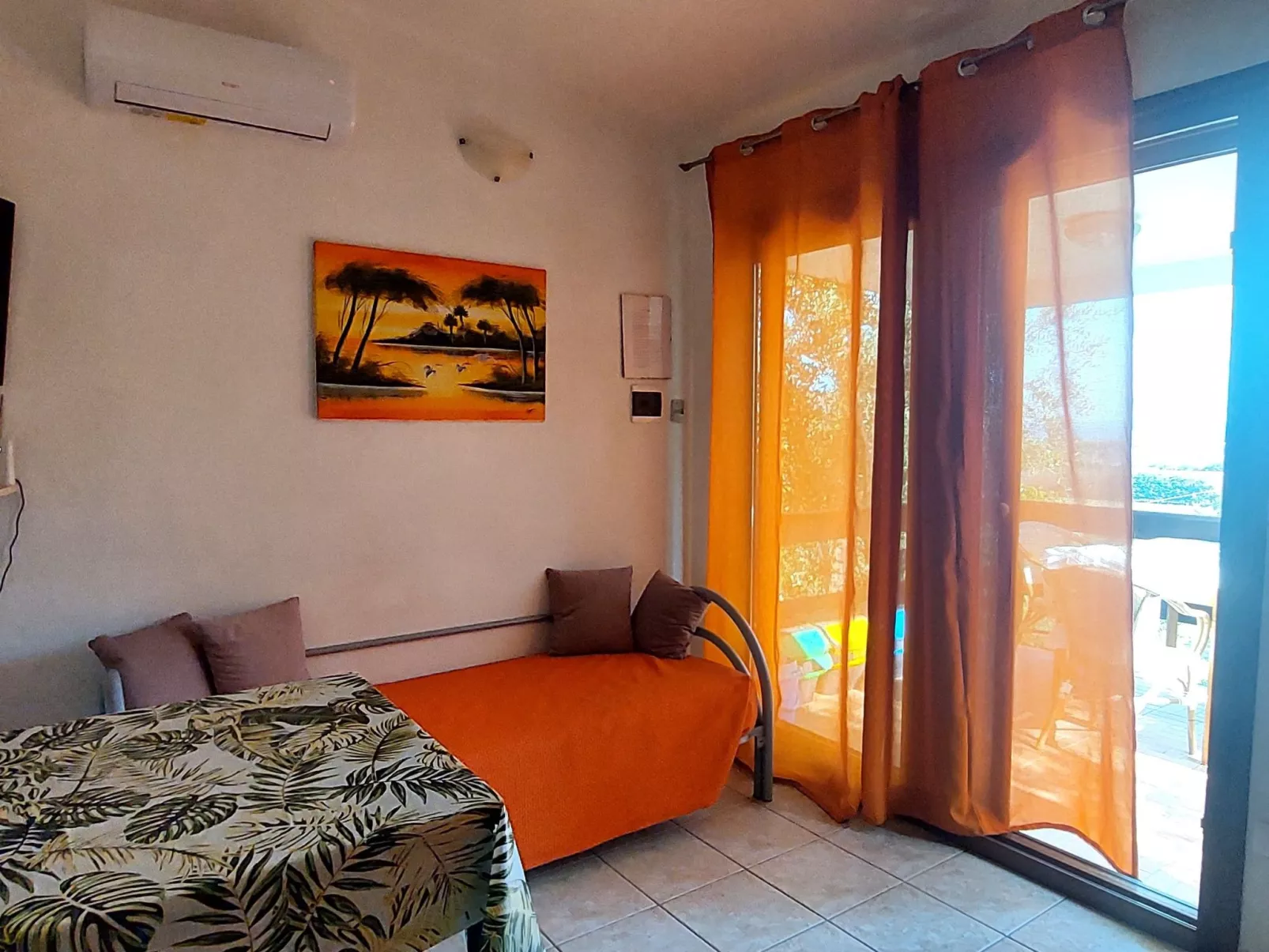 Mit Garten und Kinderschwimmbad-Image-tags.info