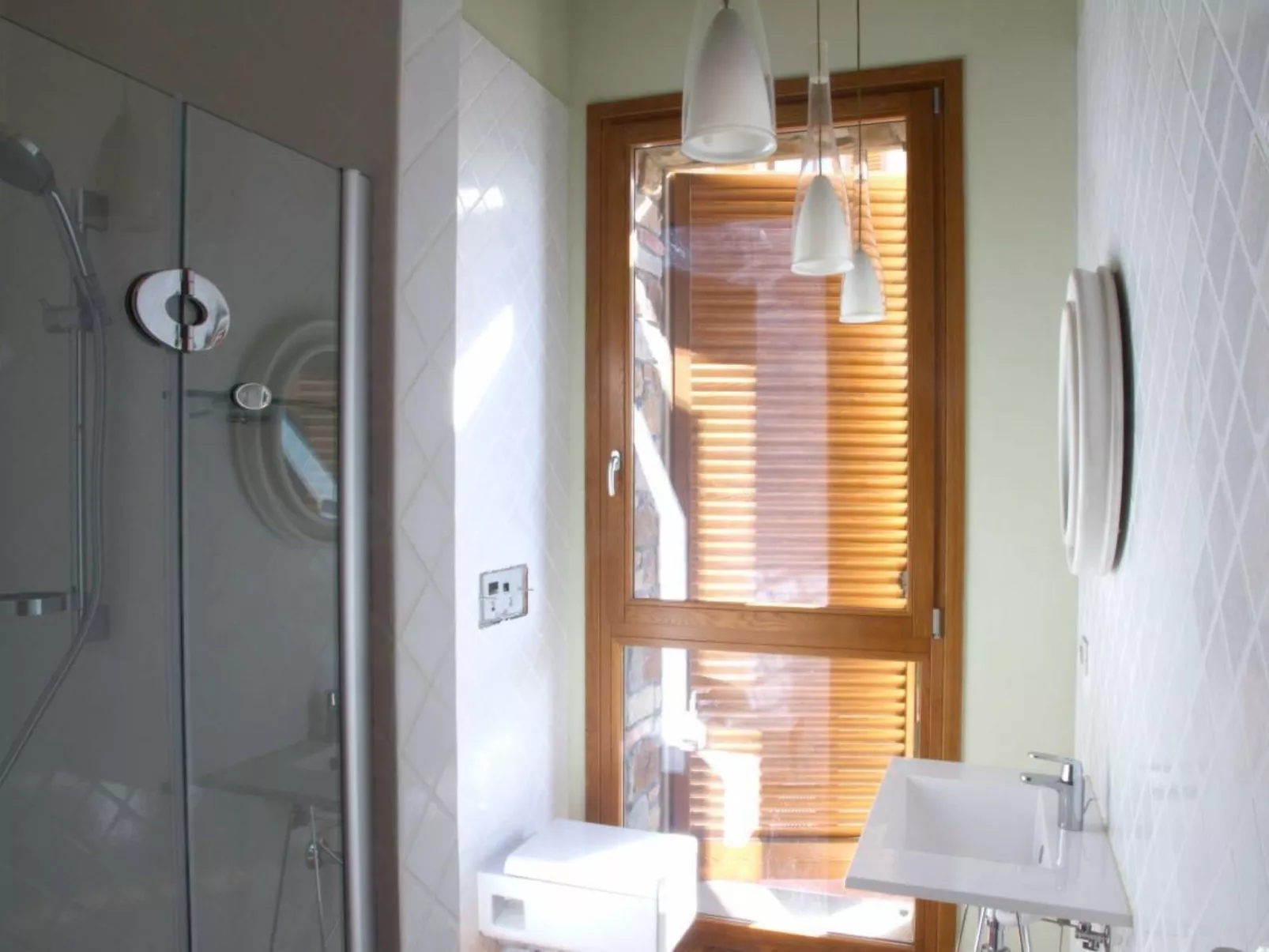 "Villa Aria" mit Gemeinschaftspool-Dedans