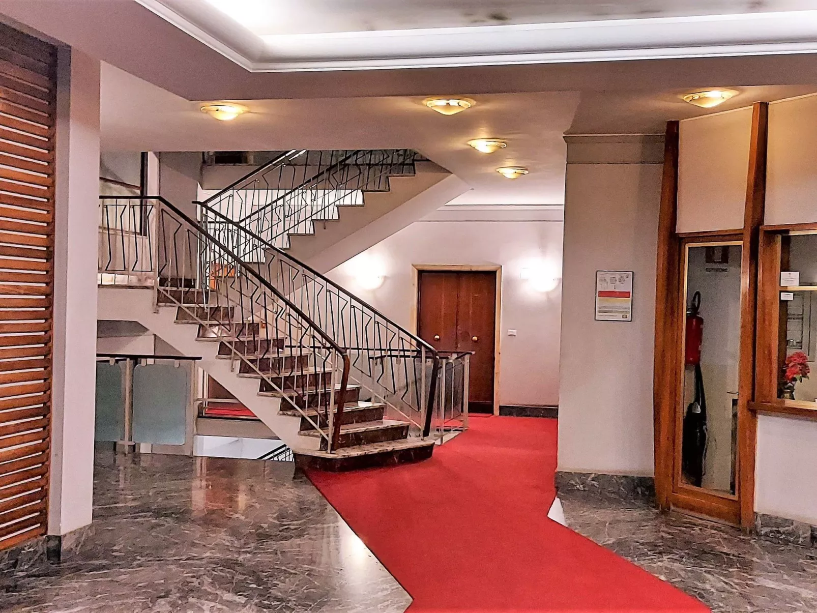 Mit Terrasse-Image-tags.info