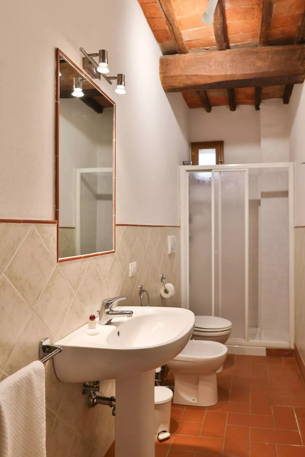 Schönes 1-Zimmer-Apartment-Inside