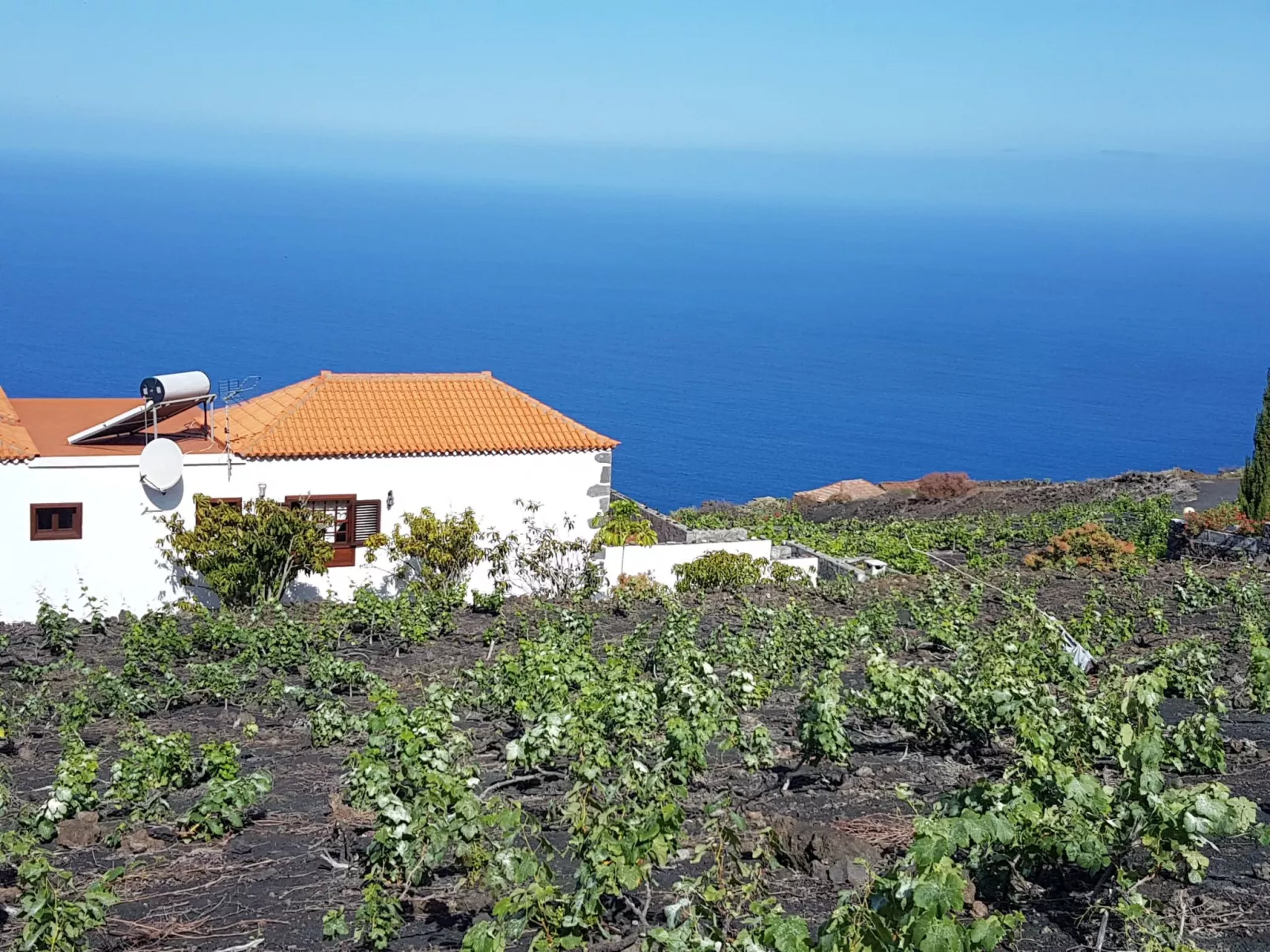 Mit Garten und wunderbarer Aussicht-Outside