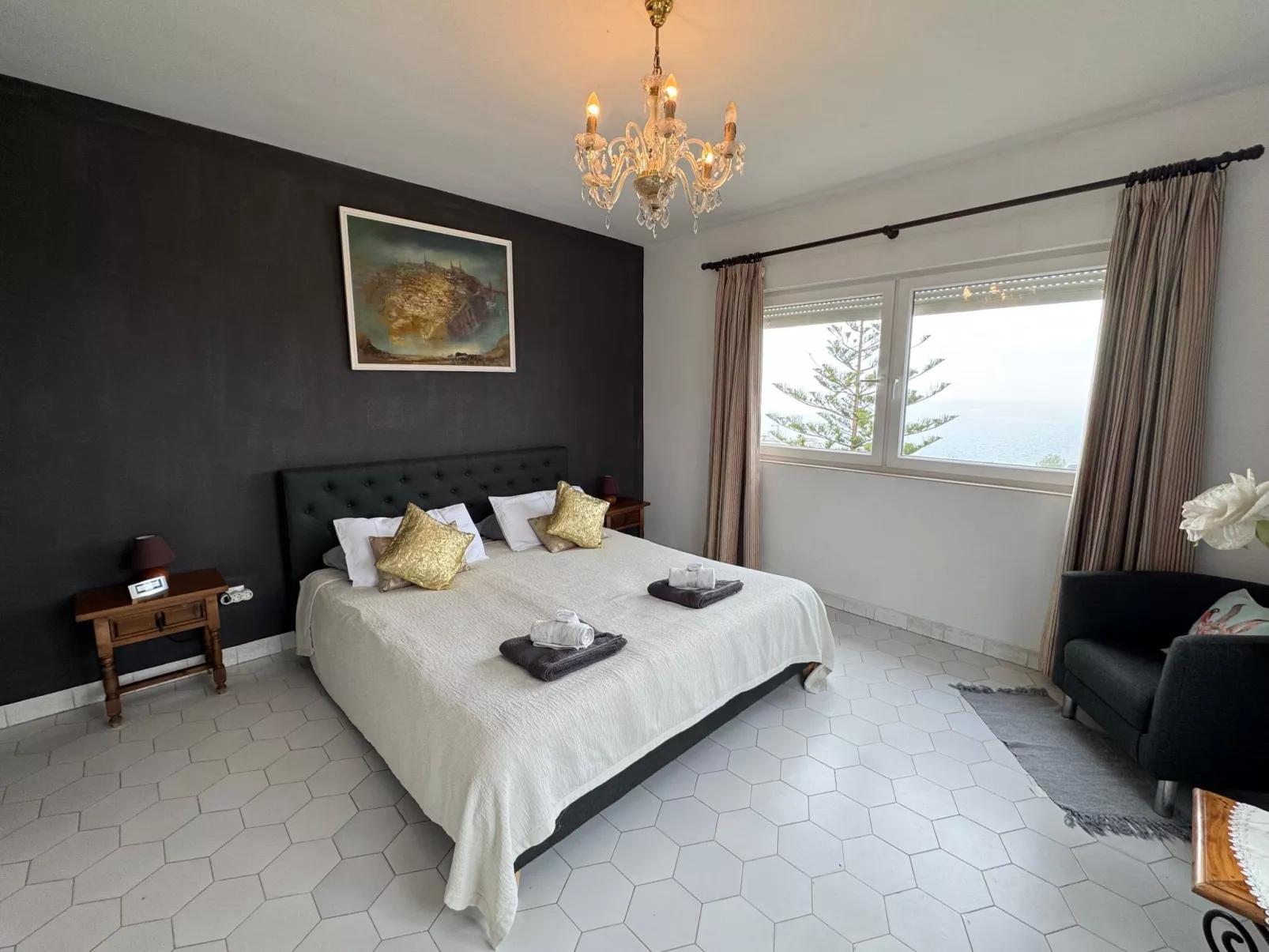 Villa Bella Vista mit Panoramablick und priv. Pool-Dedans