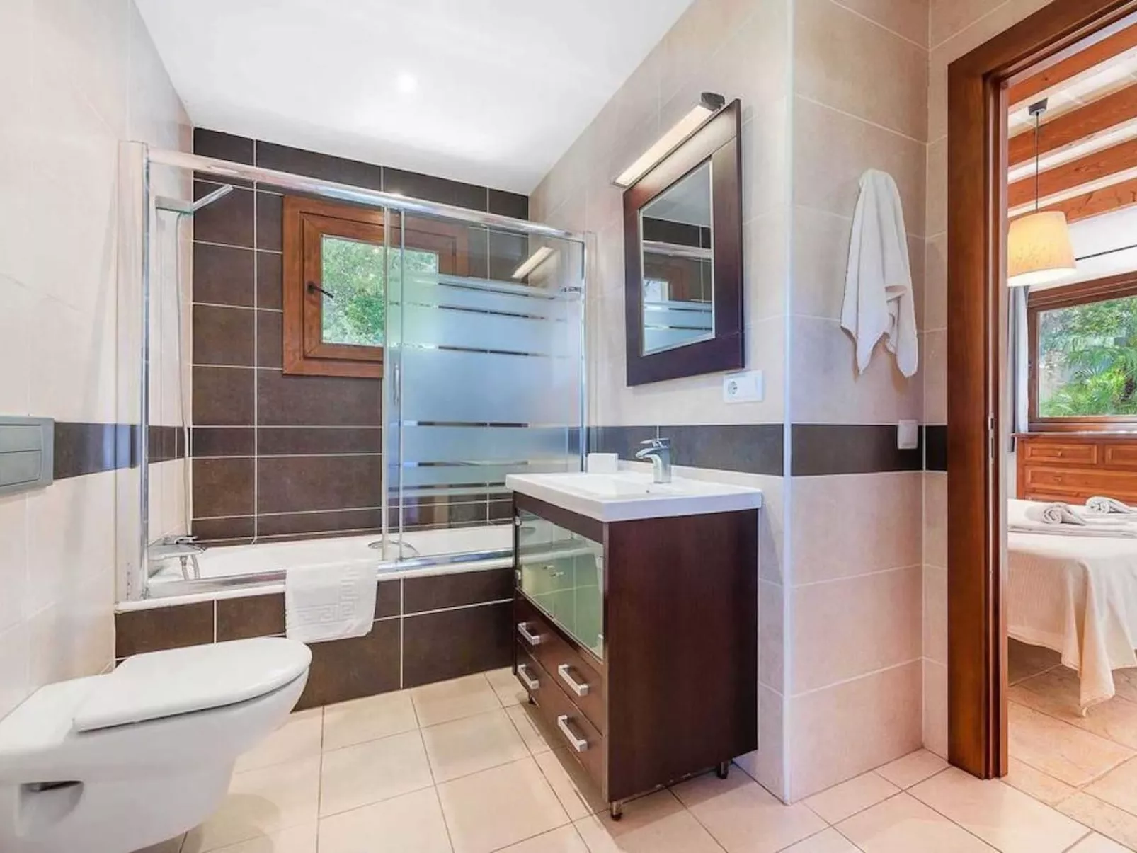 Villa Alexandria Cala Sant Vicenç-Inside