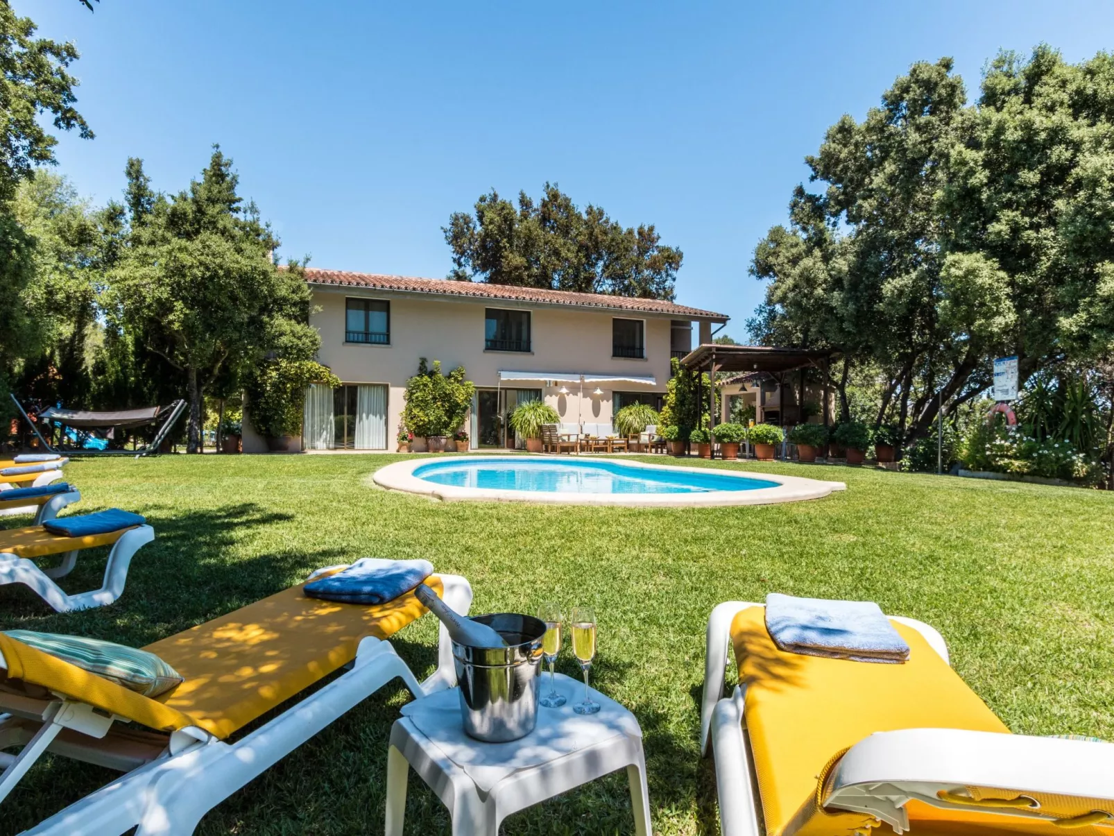 Ferienvilla "Can LLamas-Image-tags.info