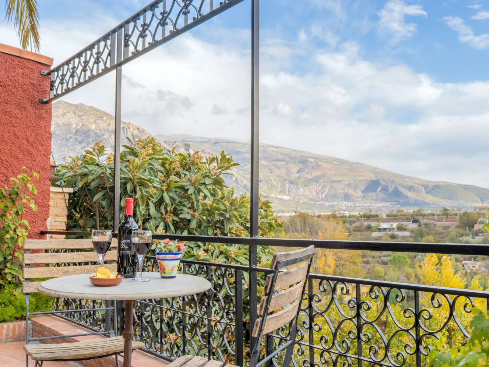 Hütte mit Terrasse-Outside