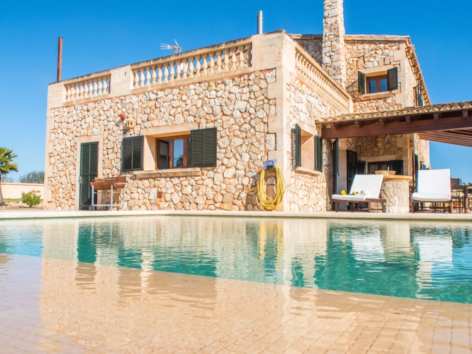 Finca 'Can Teco' mit Terrasse