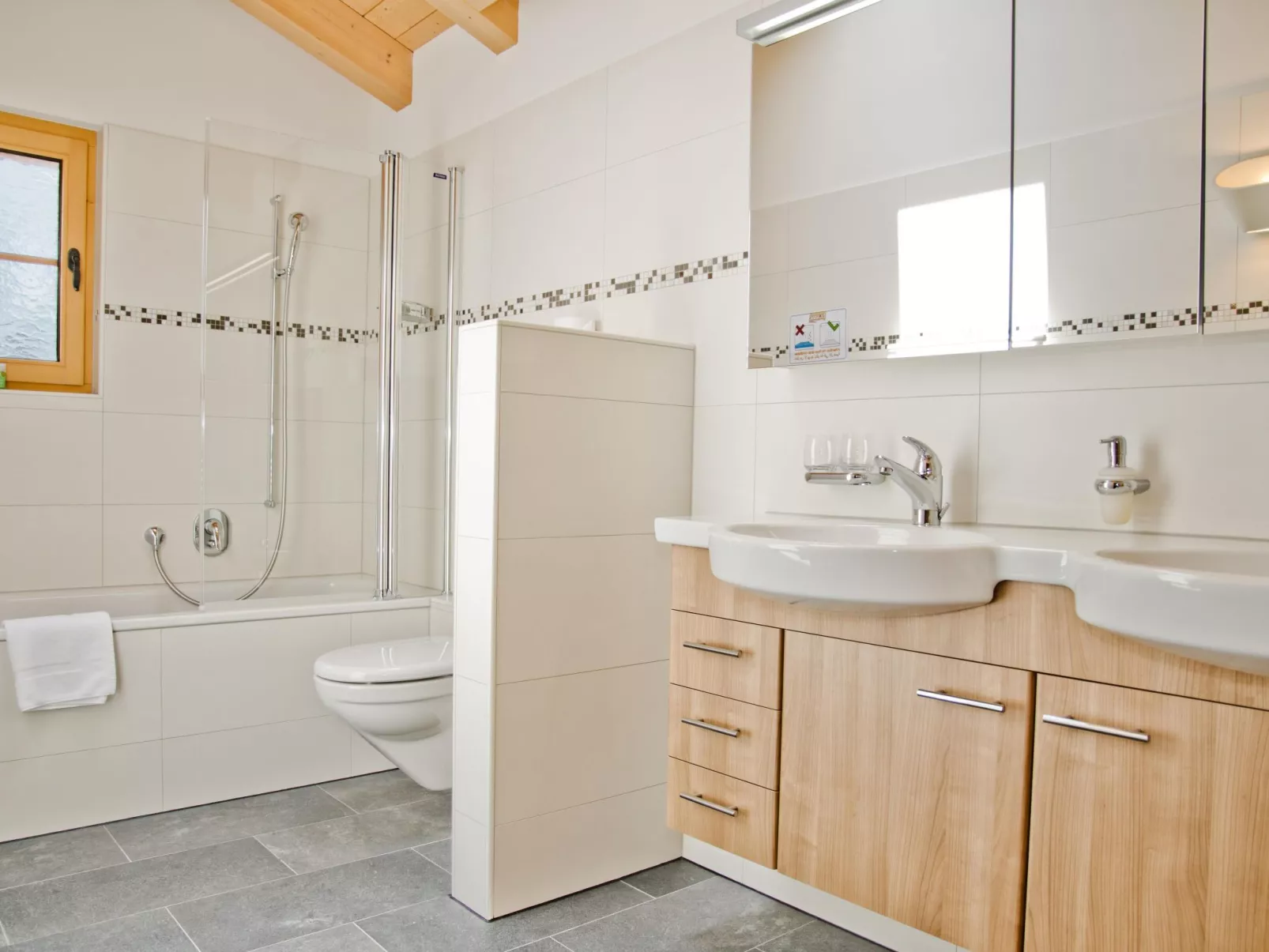 Apartment Bränderli-Inside