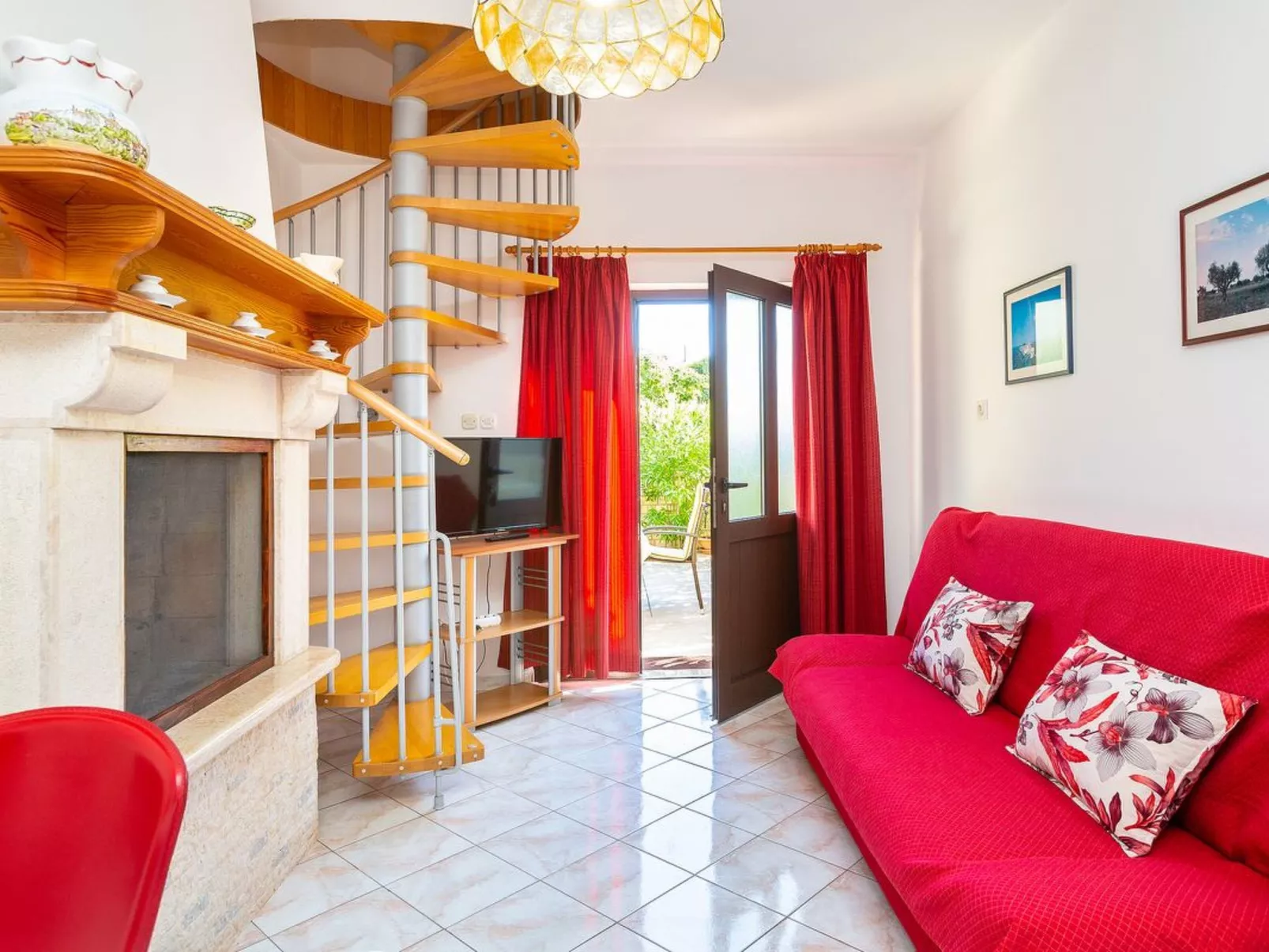 Wohnung "Maretic Mali" mit Terrasse-Image-tags.info