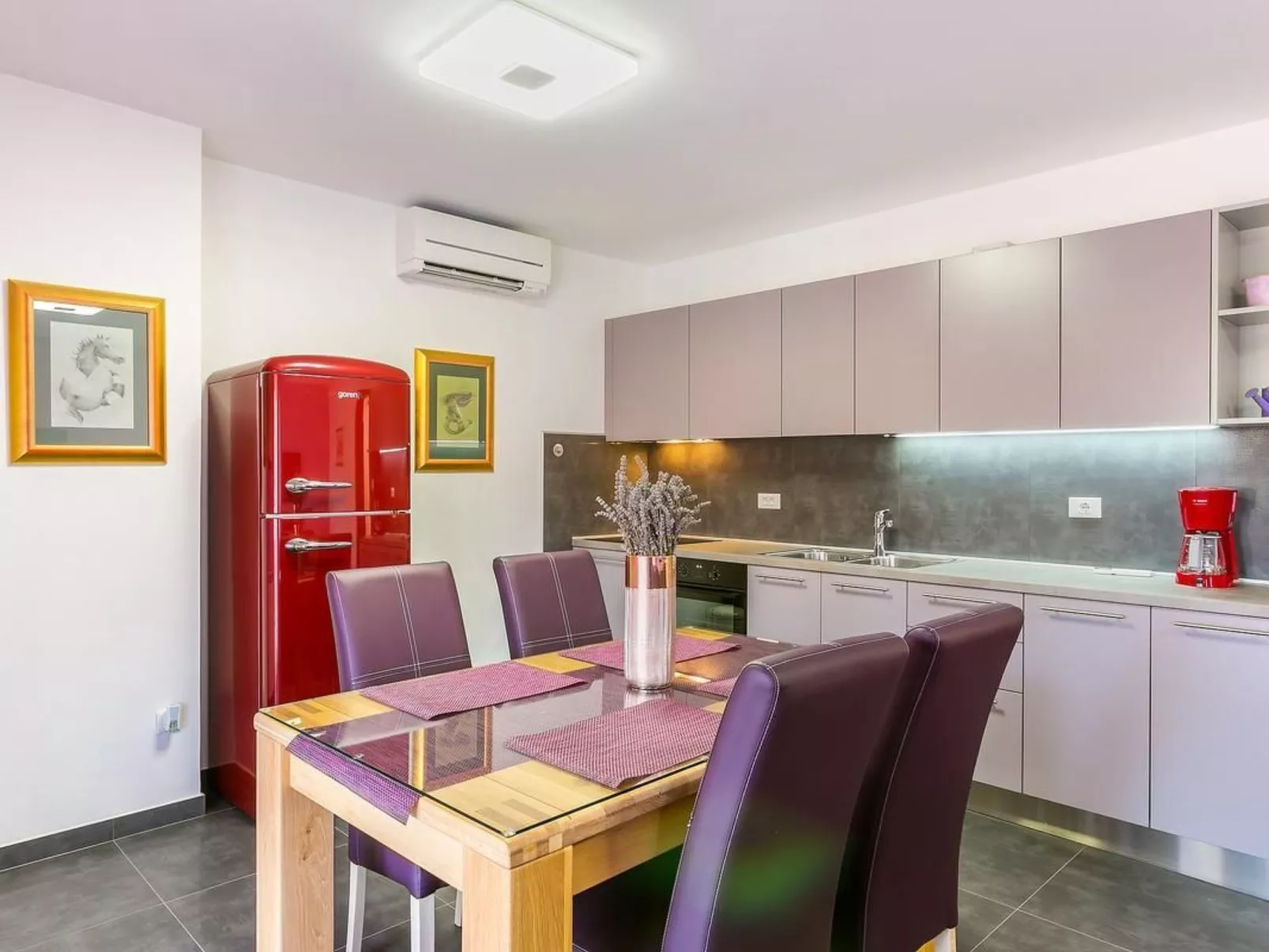 Für 4 Personen ca. 90 m&sup2; in Medulin, Istrien (Medulin und Umgebung)-Dedans