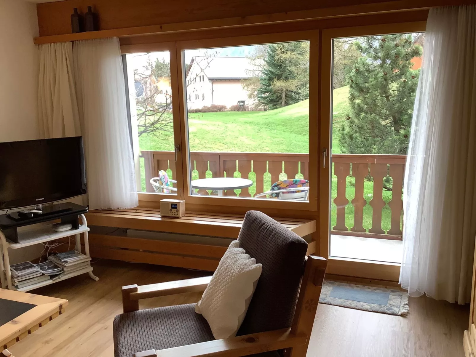 Chesa Azalea 2-Inside