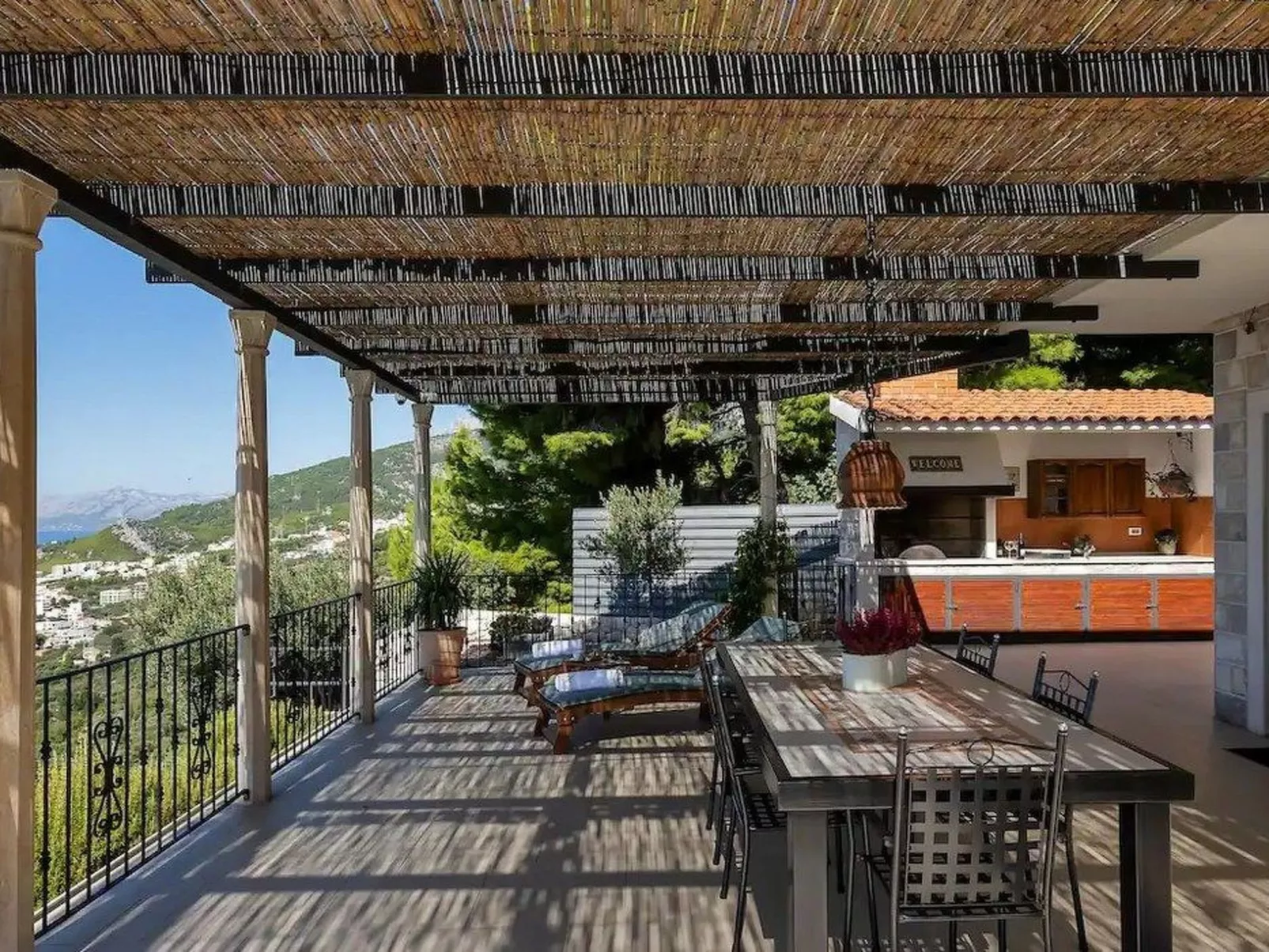 Villa Nikolina - Outside