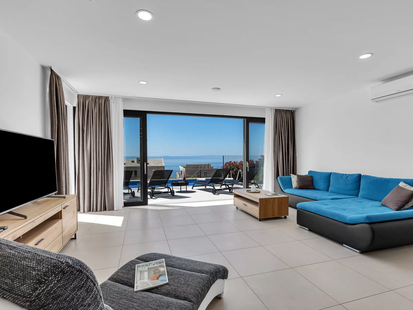 Komplex - Villa Oliver-Dedans