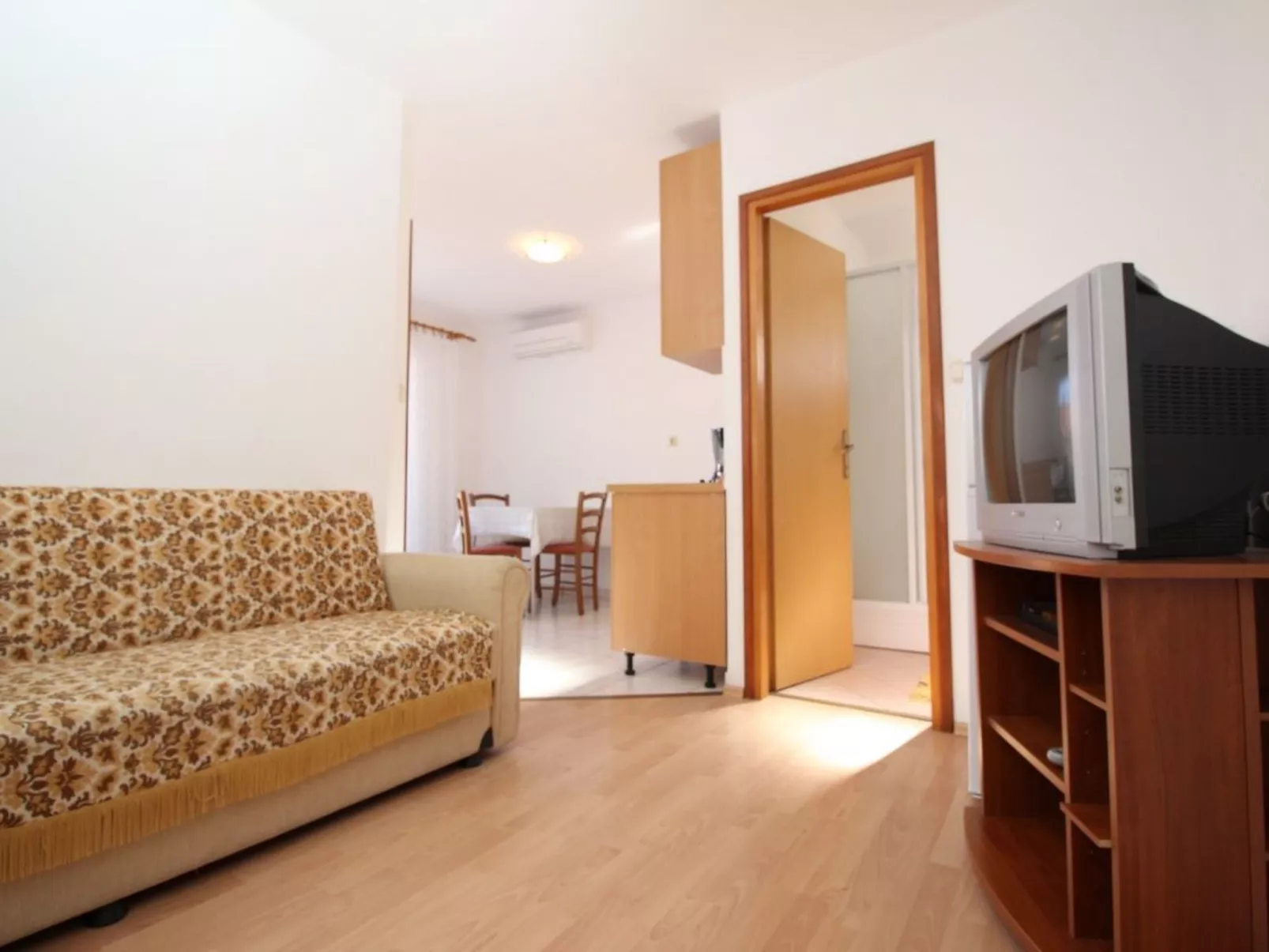 Appartement in Baška mit Eigenem Balkon-Image-tags.info