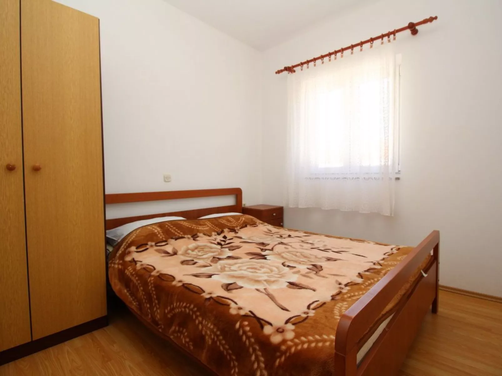 In Baška mit Eigenem Balkon-Drinnen