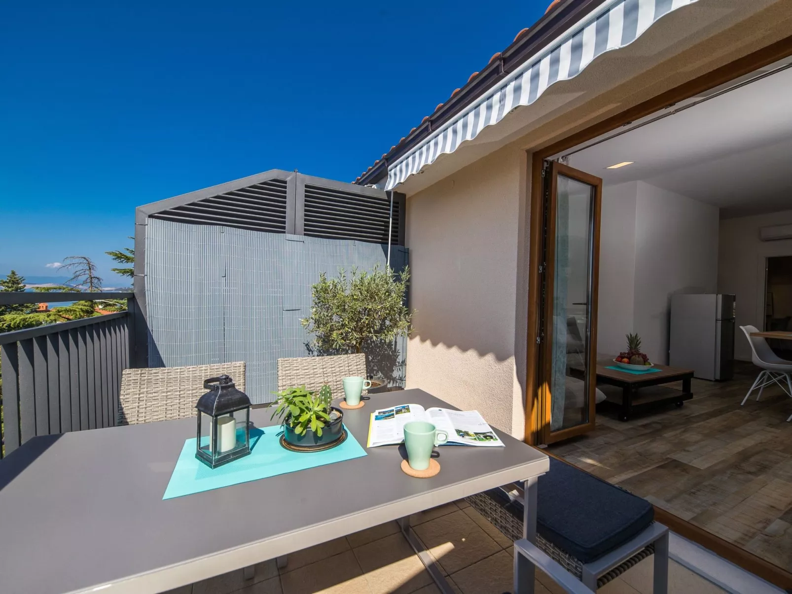 Wohnung für 4-5 Personen, 100m vom Strand entfernt