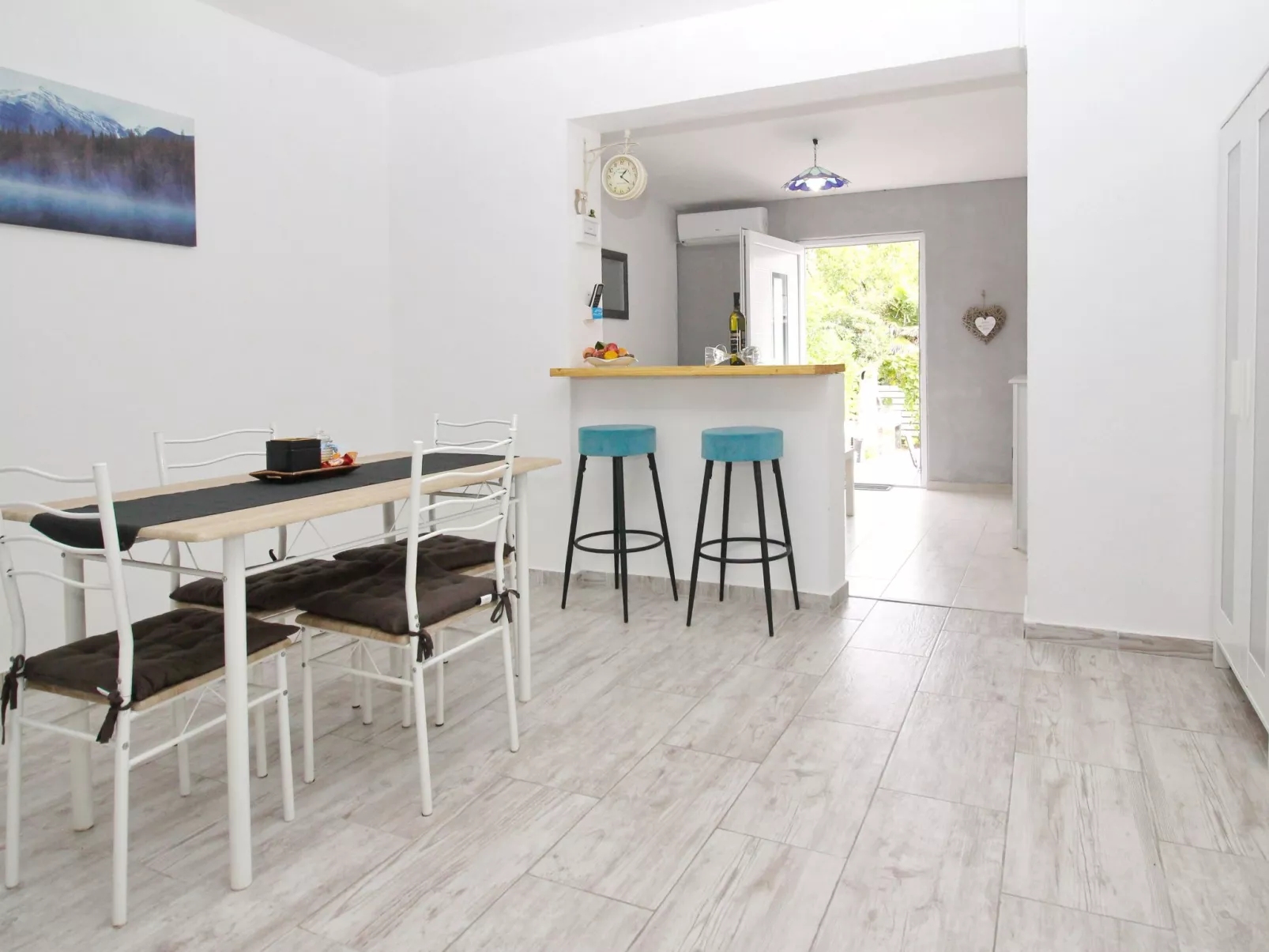 Fantov-Image-tags.info