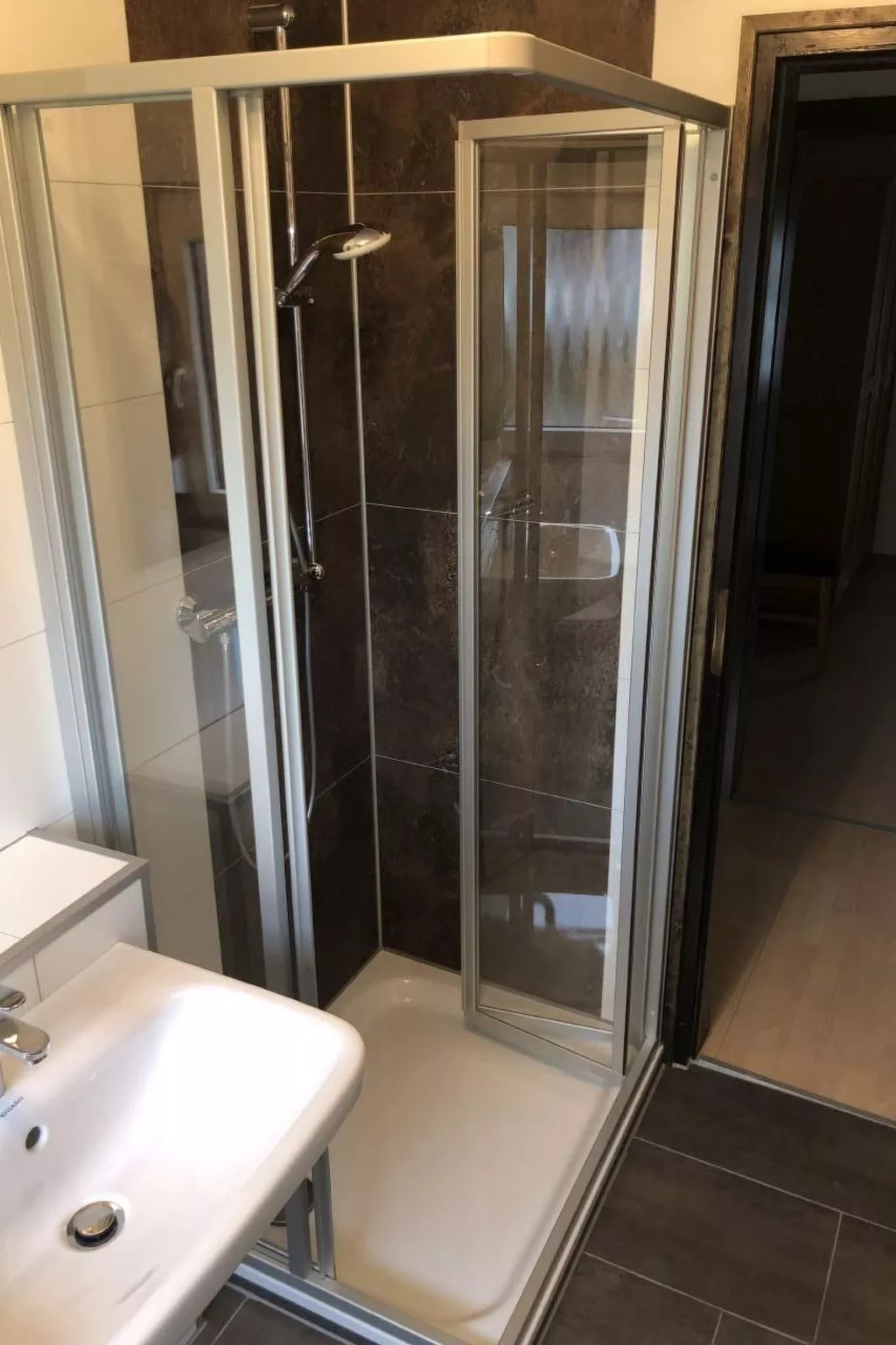 Freistehendes Ferienhaus in 2.Reihe am See-Inside