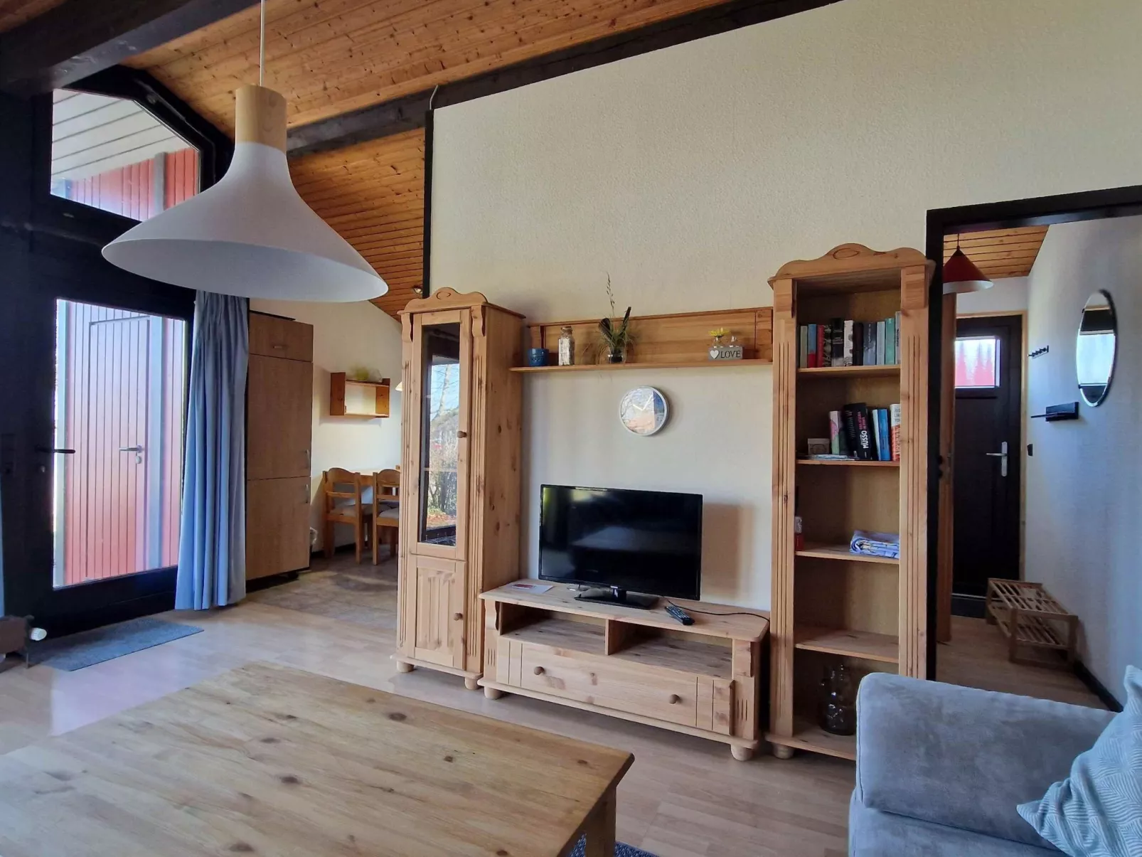 B 12 direkt am Binnensee, Seeblick-Dedans