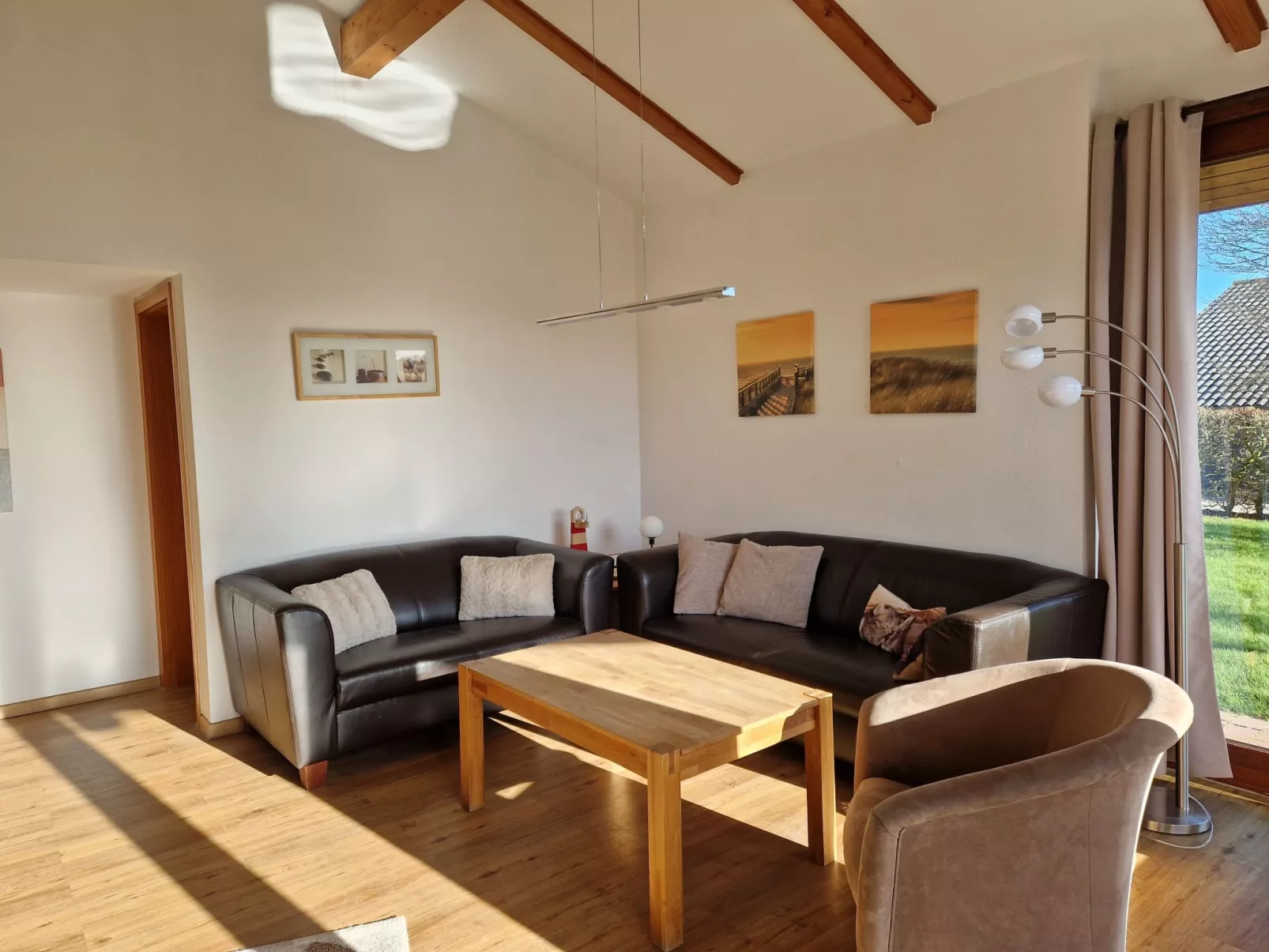 J10 Eingefriedetes Ferienhaus in Eckwarderhörne - Dedans