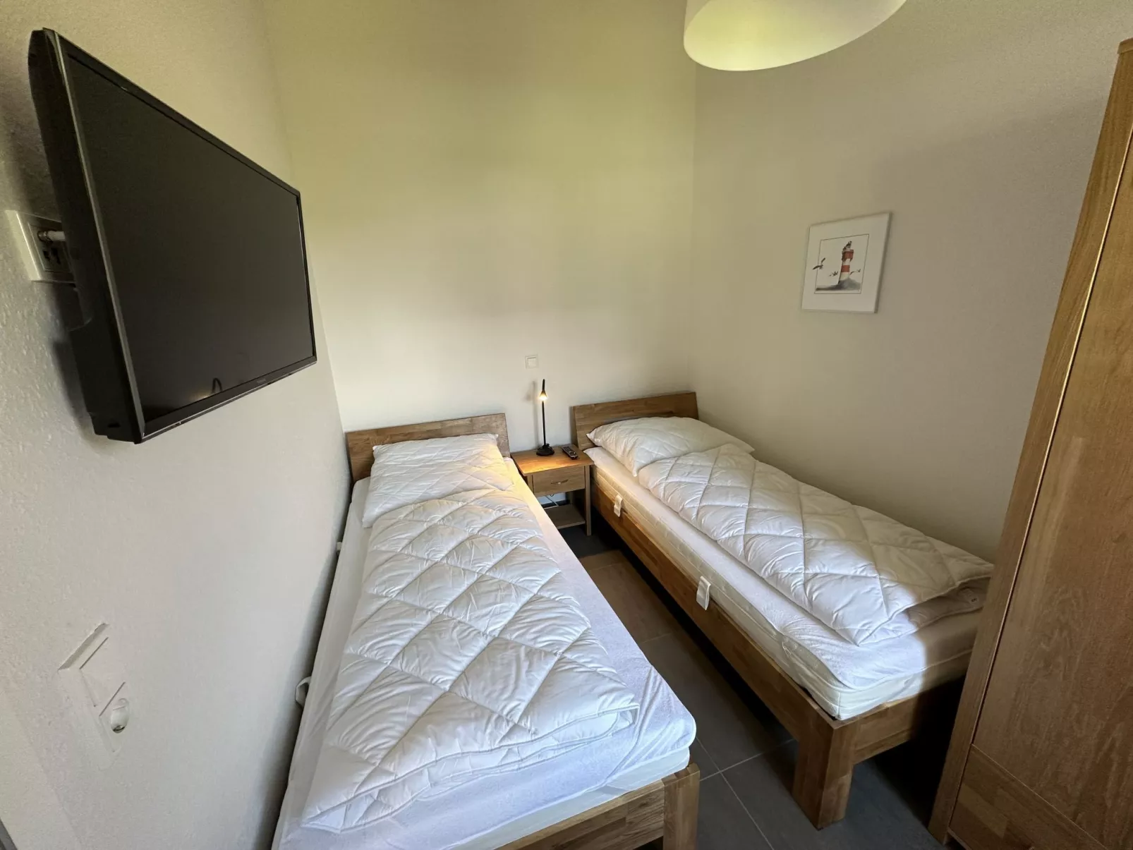 G6 Freistehendes Haus mit Garten und Wallbox-Dedans