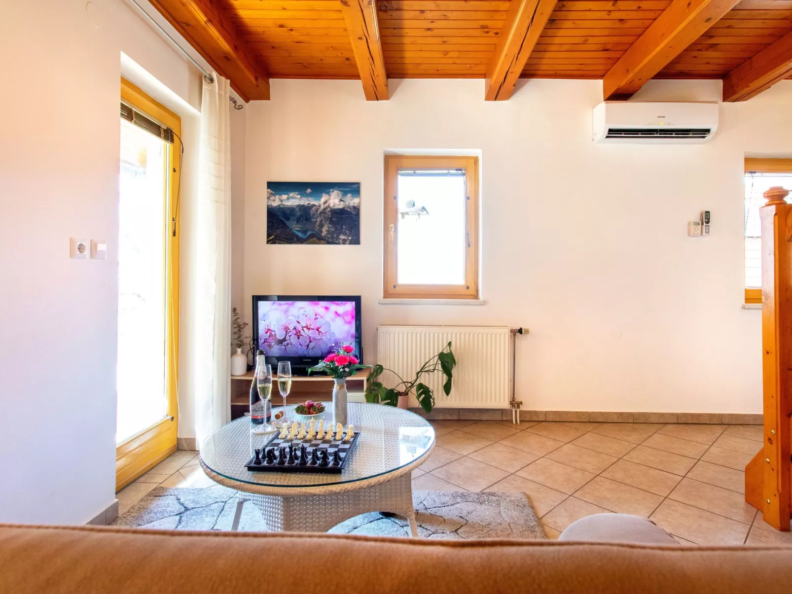 "Schmetterlingsplatz"-Drinnen